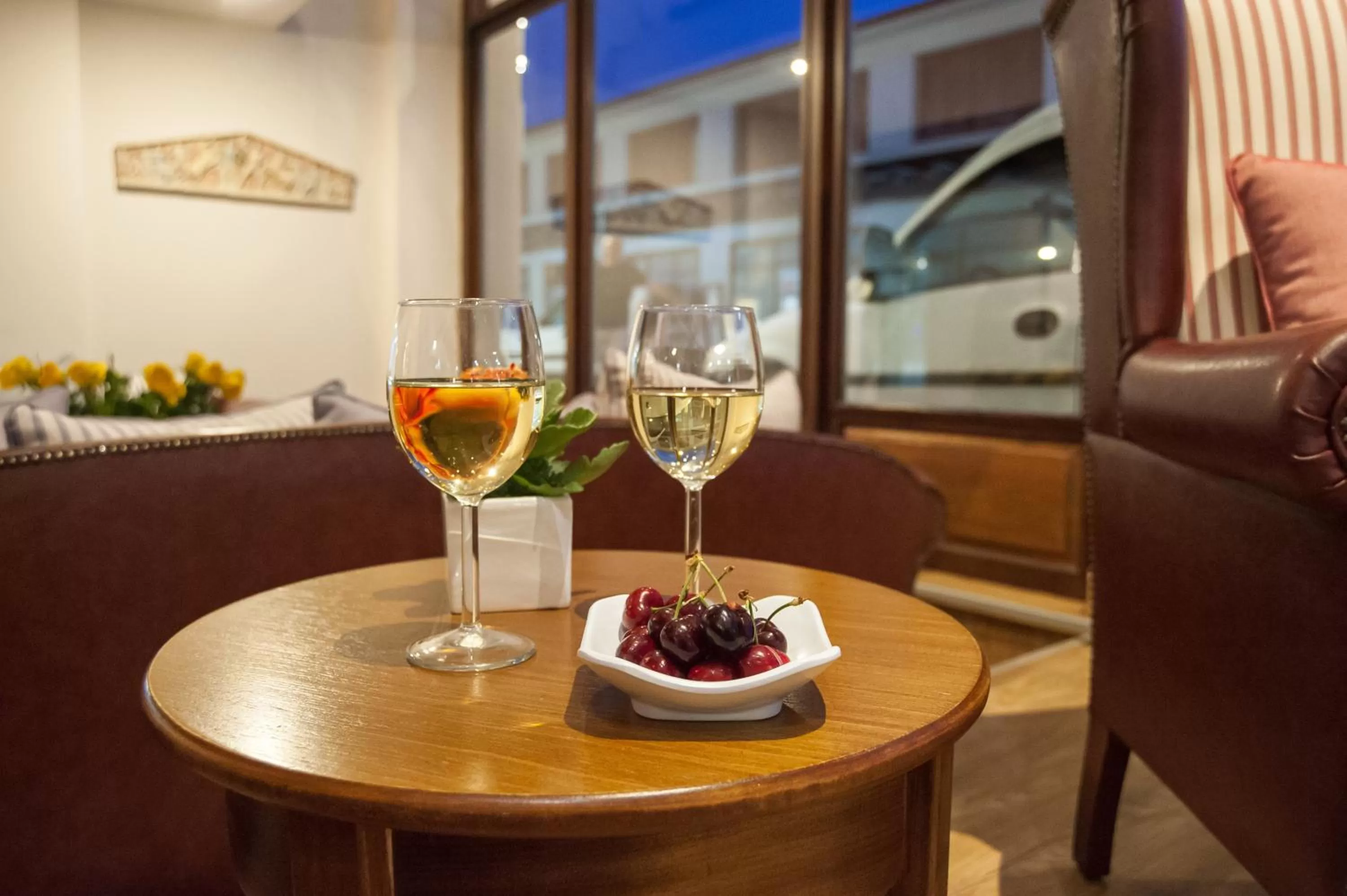 Drinks in Fedriades Delphi Hotel