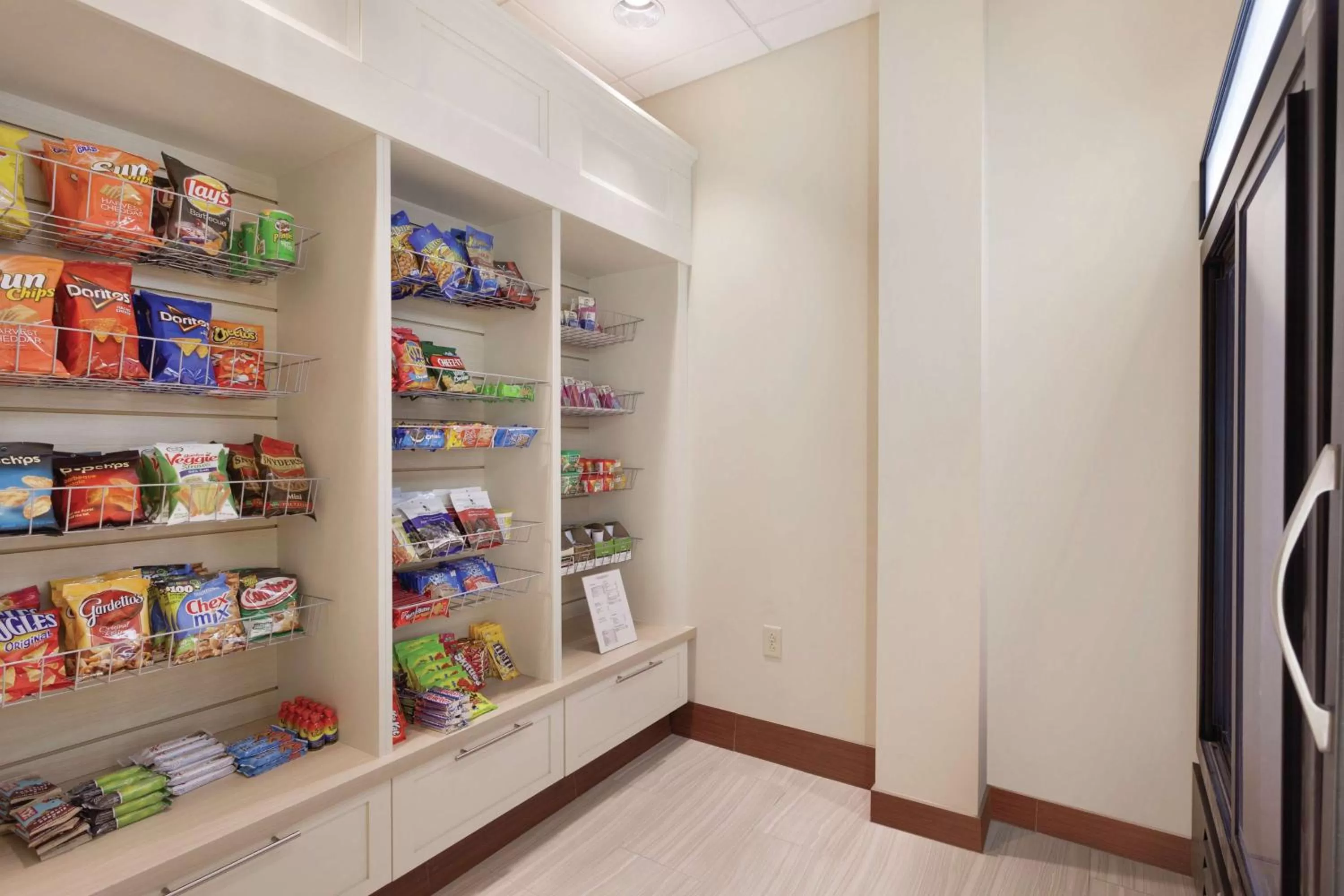 Restaurant/places to eat in Hilton Garden Inn Rochester Downtown, NY