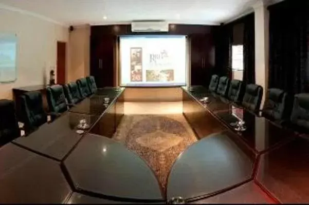 Meeting/conference room in Rustenburg Boutique Hotel