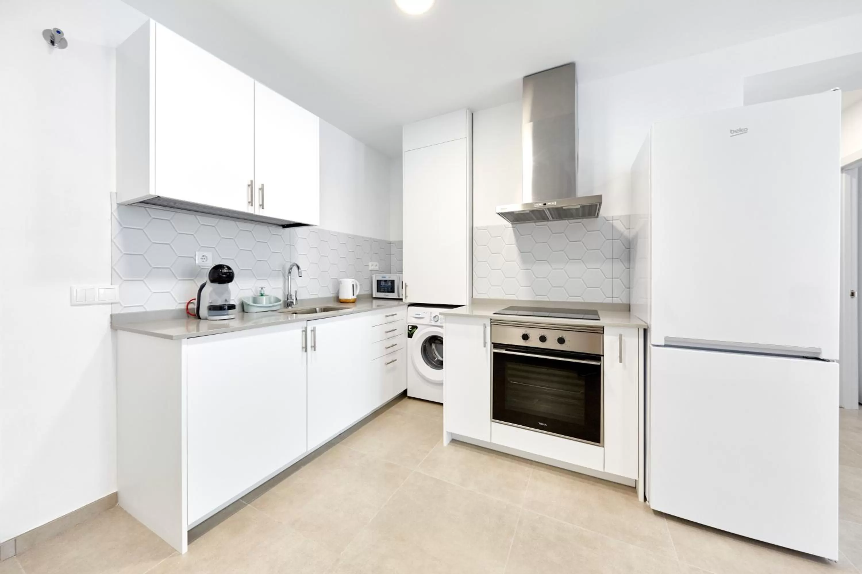 Kitchen or kitchenette in Sonrisa Deluxe Apartments, Levante