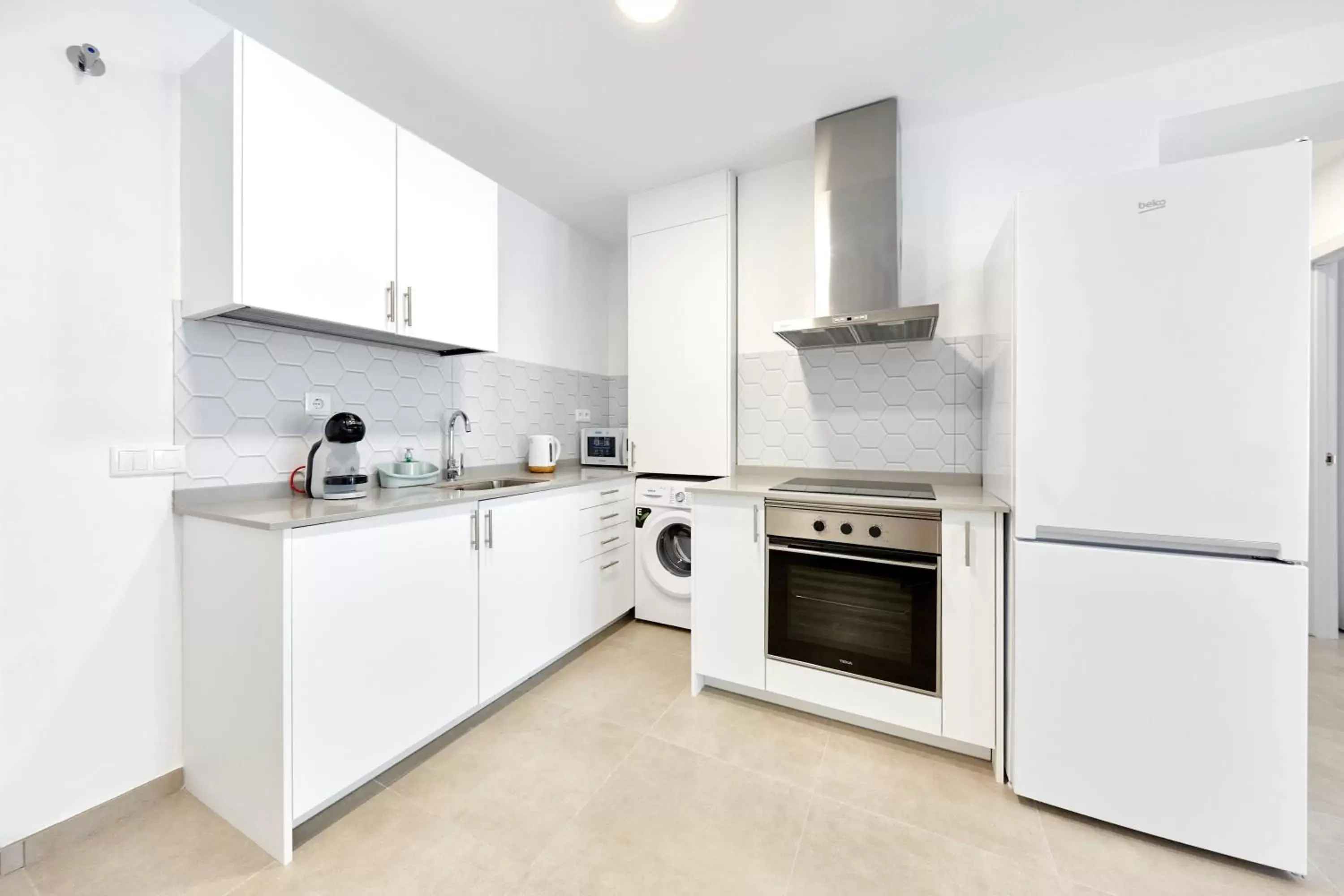 Kitchen or kitchenette, Kitchen/Kitchenette in Sonrisa Deluxe Apartments, Levante