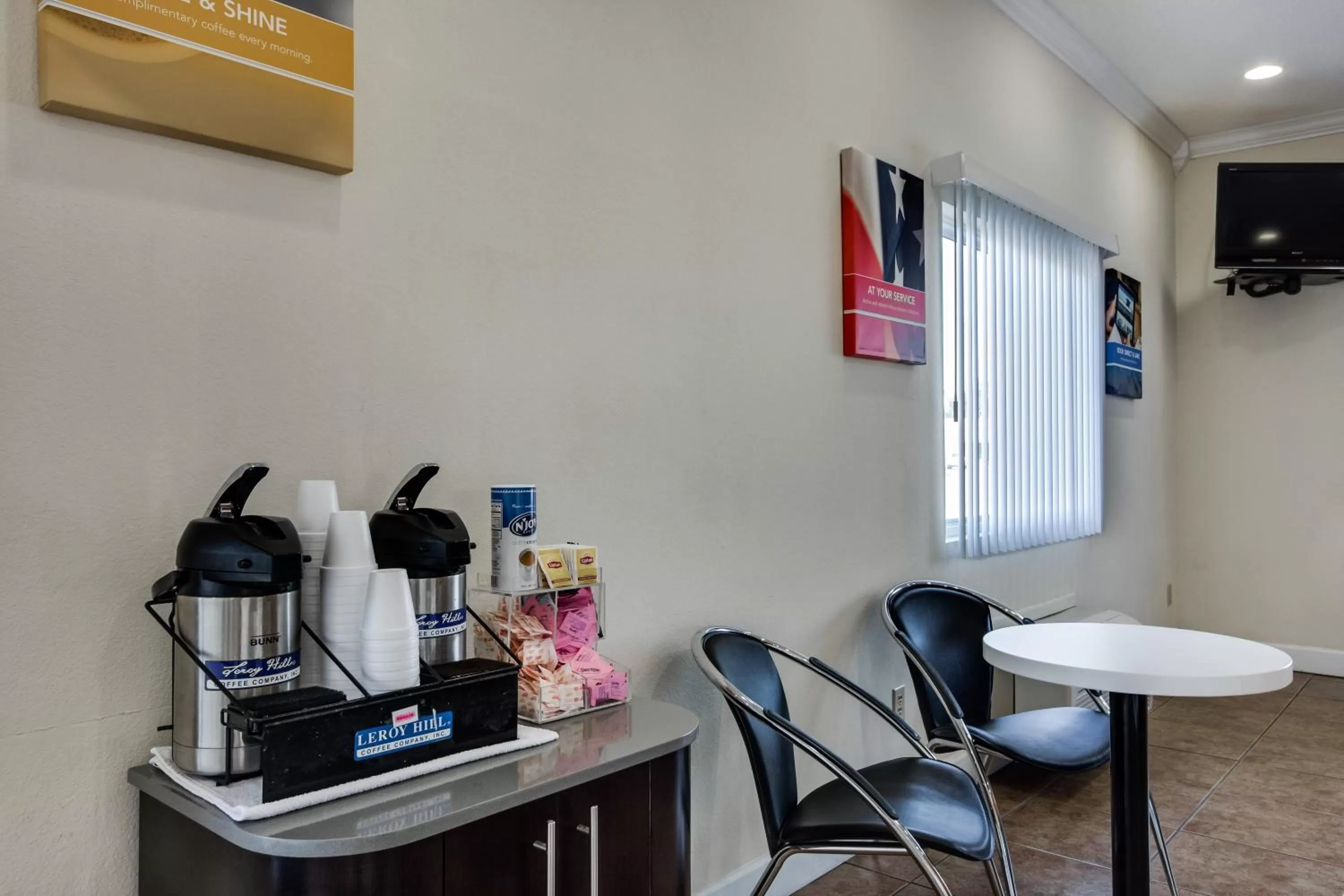 Lobby or reception in Motel 6-Hinesville, GA