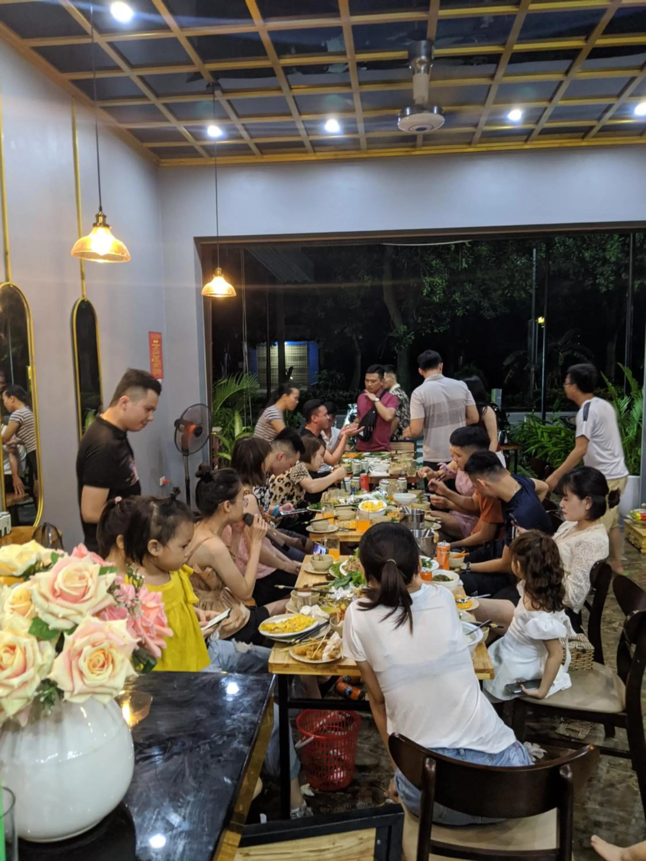 Restaurant/places to eat in ᴛᴀᴍ ᴄᴏᴄ ᴄᴏᴄᴏᴏɴ ʜᴏᴍᴇsᴛᴀʏ