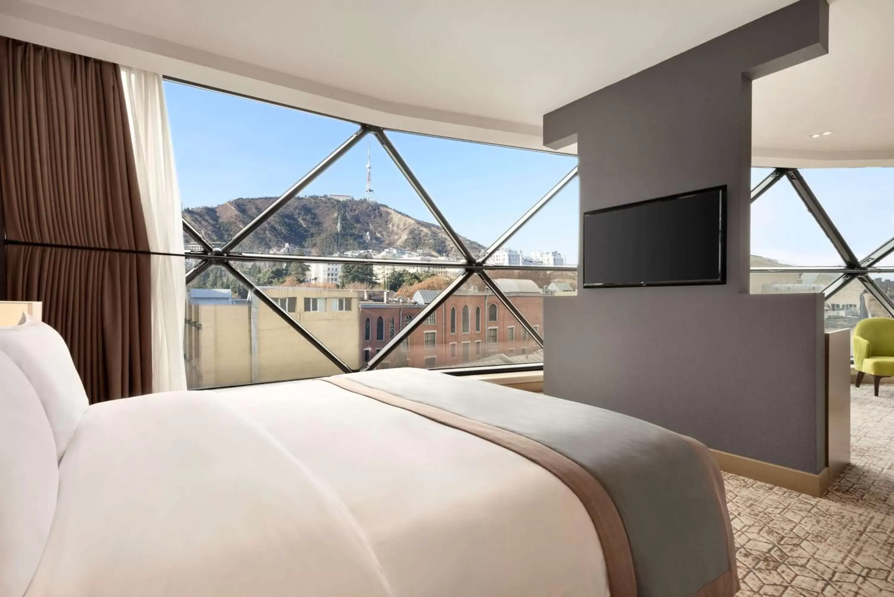 Photo of the whole room, Mountain View in Wyndham Grand Tbilisi