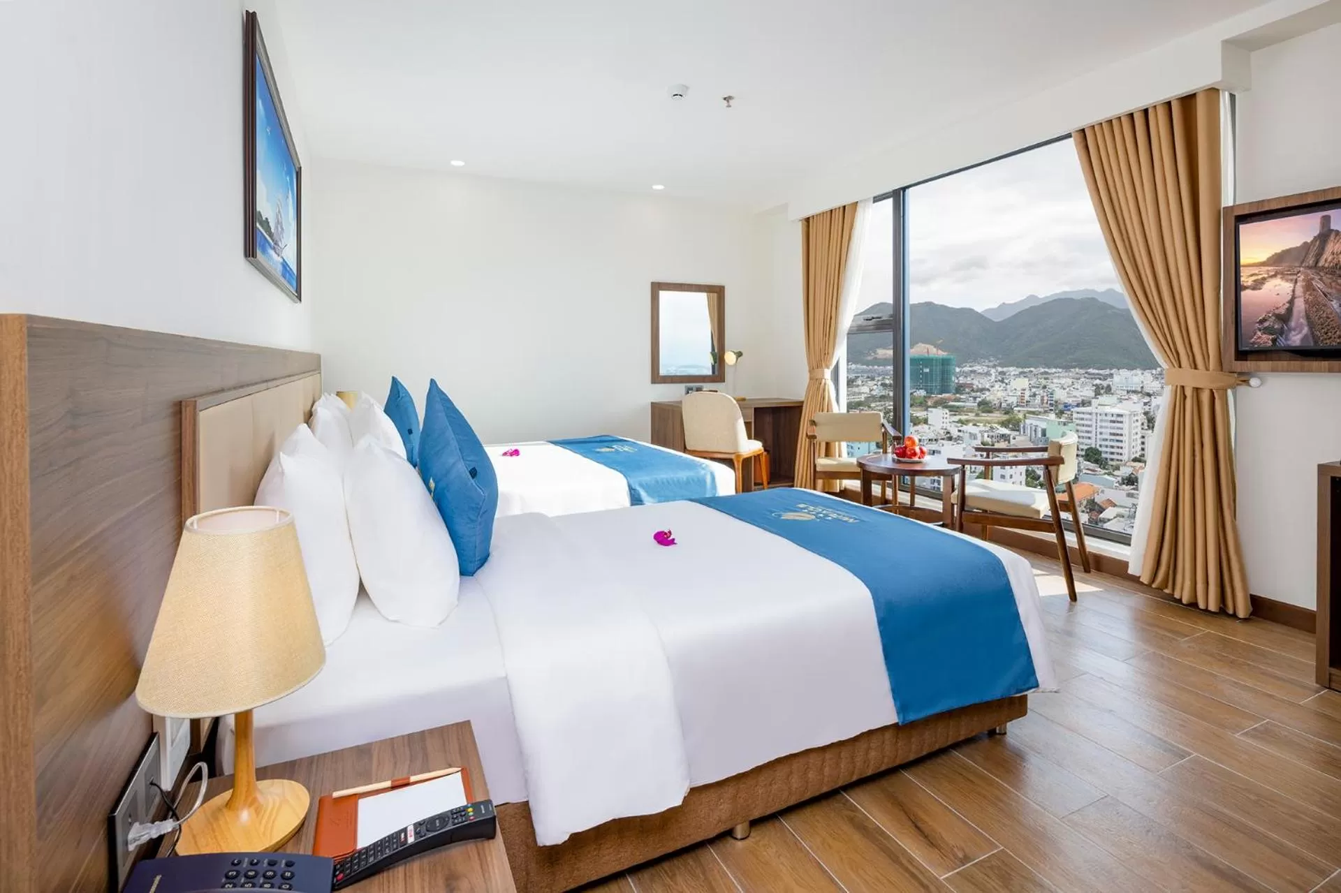 Bedroom, Bed in Miracle Luxury Nha Trang
