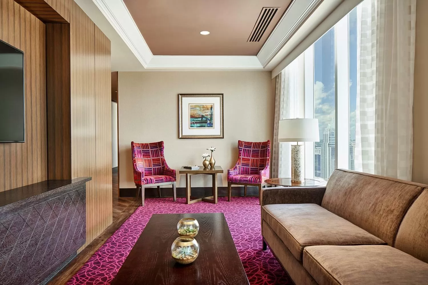 Lounge or bar in Fairmont Austin Gold Experience