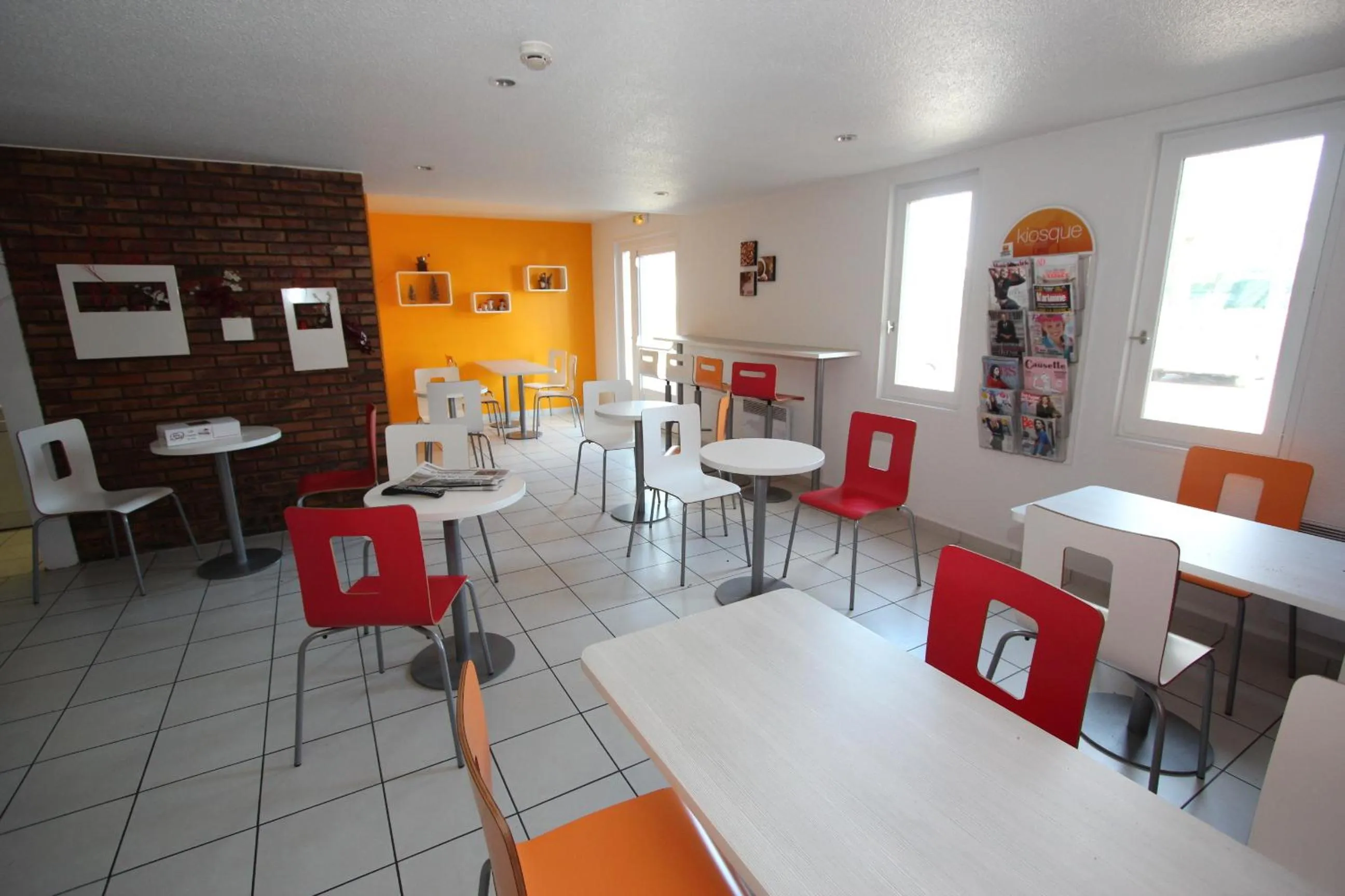 Decorative detail in Première Classe Metz Nord - Talange