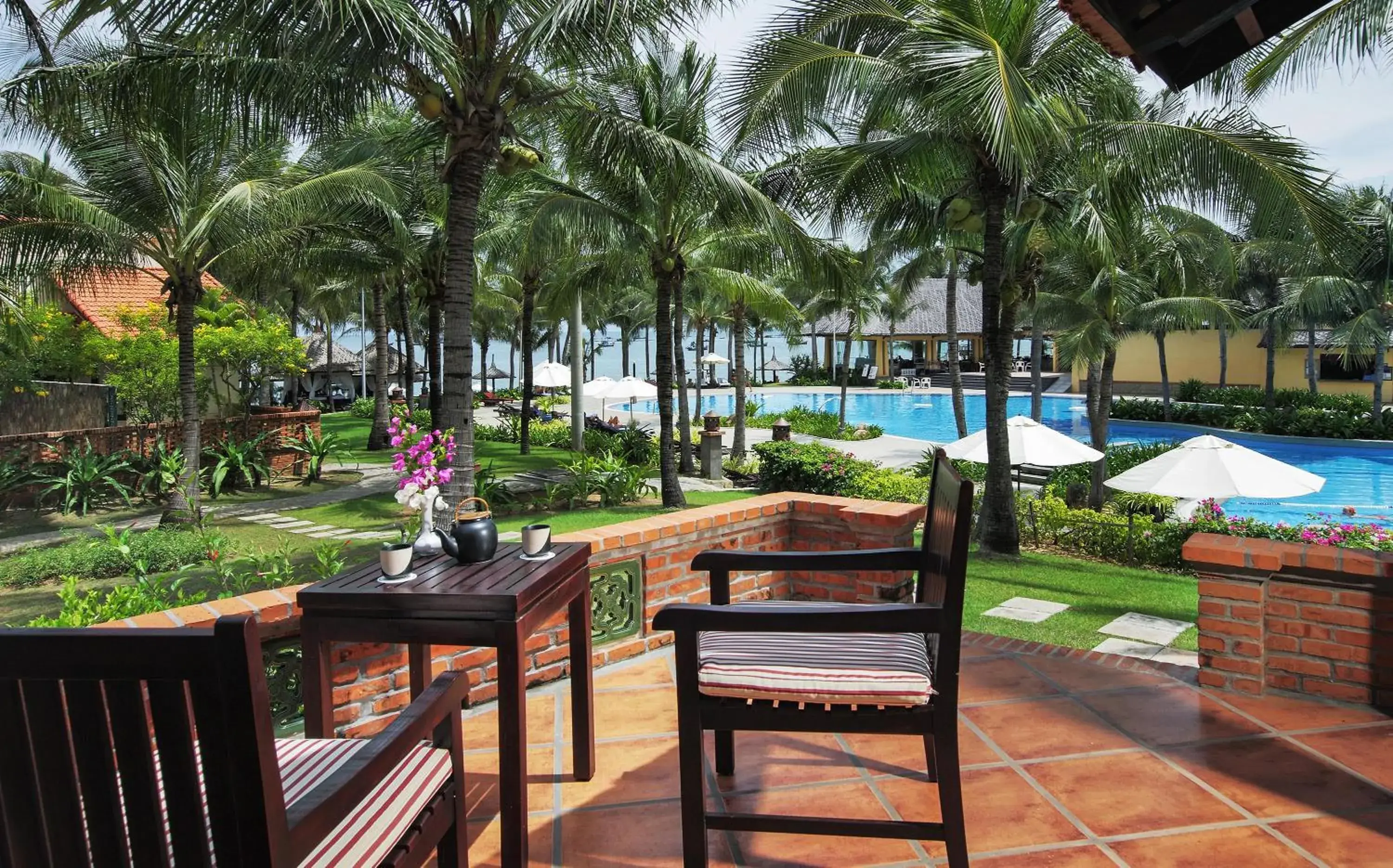 Swimming Pool in Pandanus Resort