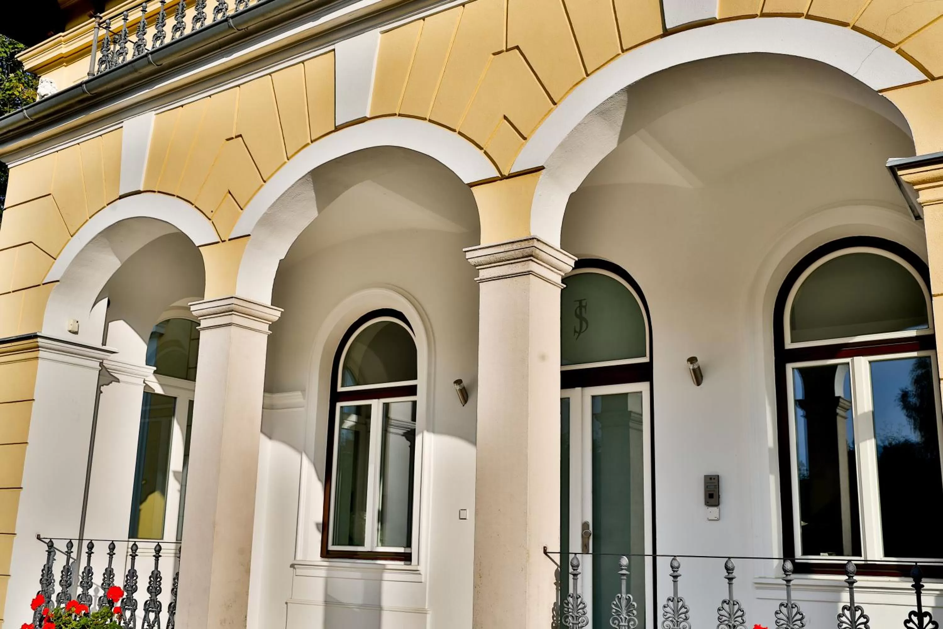 Facade/entrance in Villa Aurelie