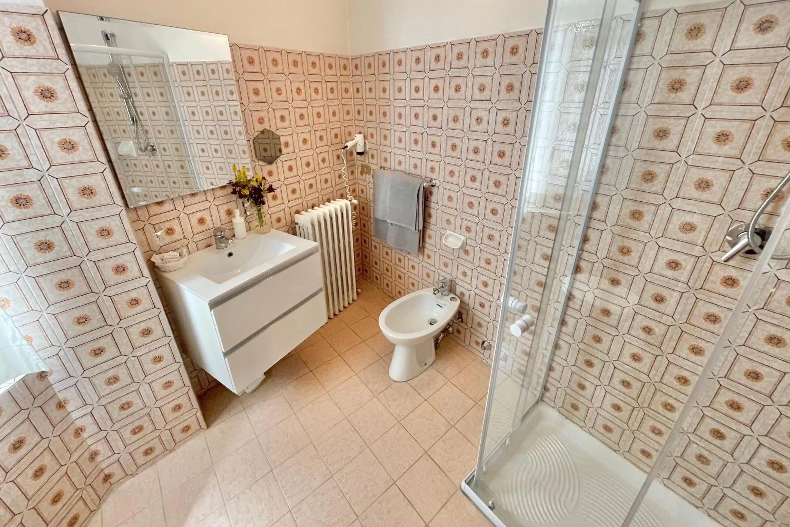 Bathroom in Albergo Vittoria