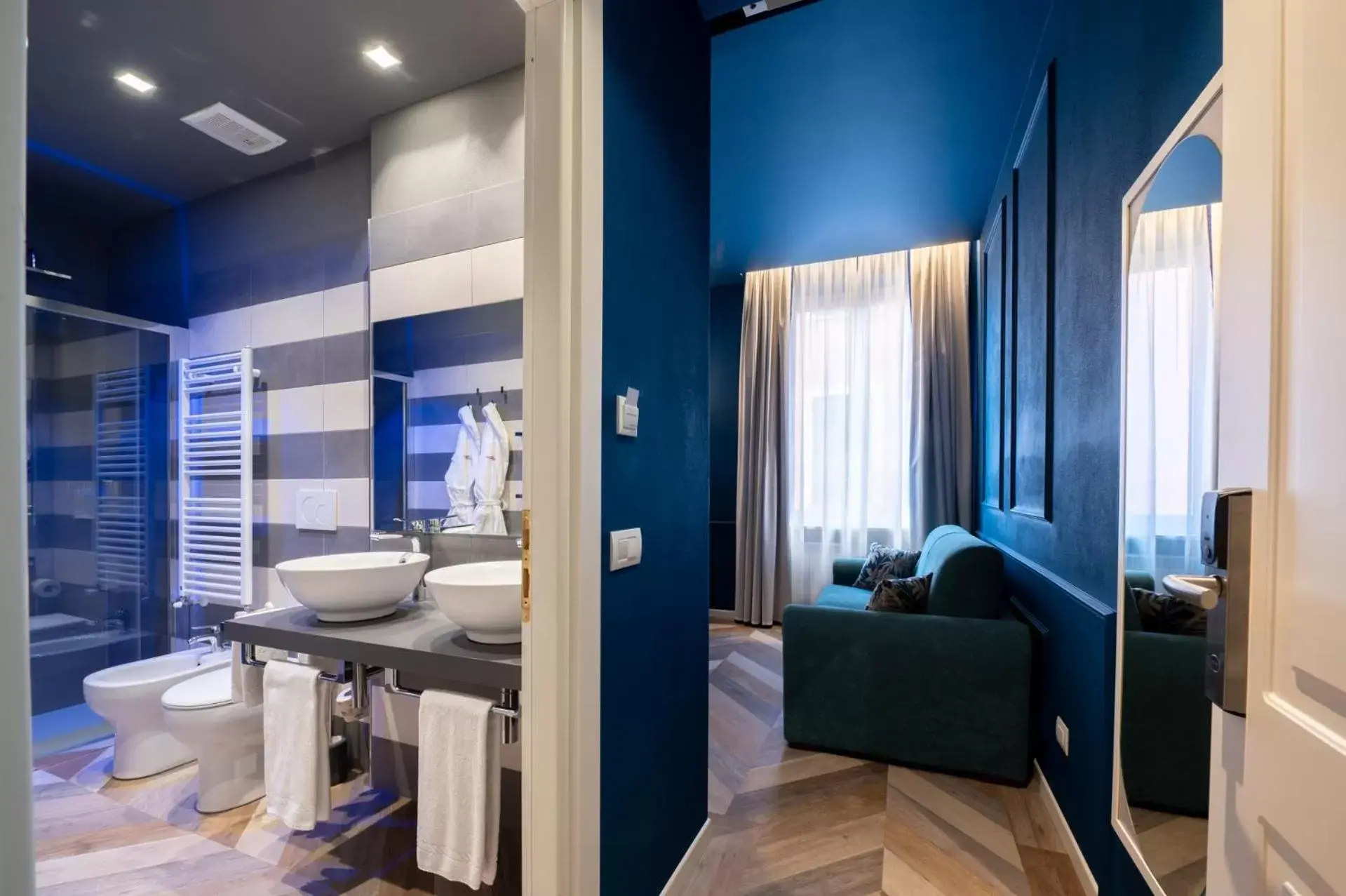 Photo of the whole room in Hotel Monte Rosa Photo of the whole room in Hotel Monte Rosa