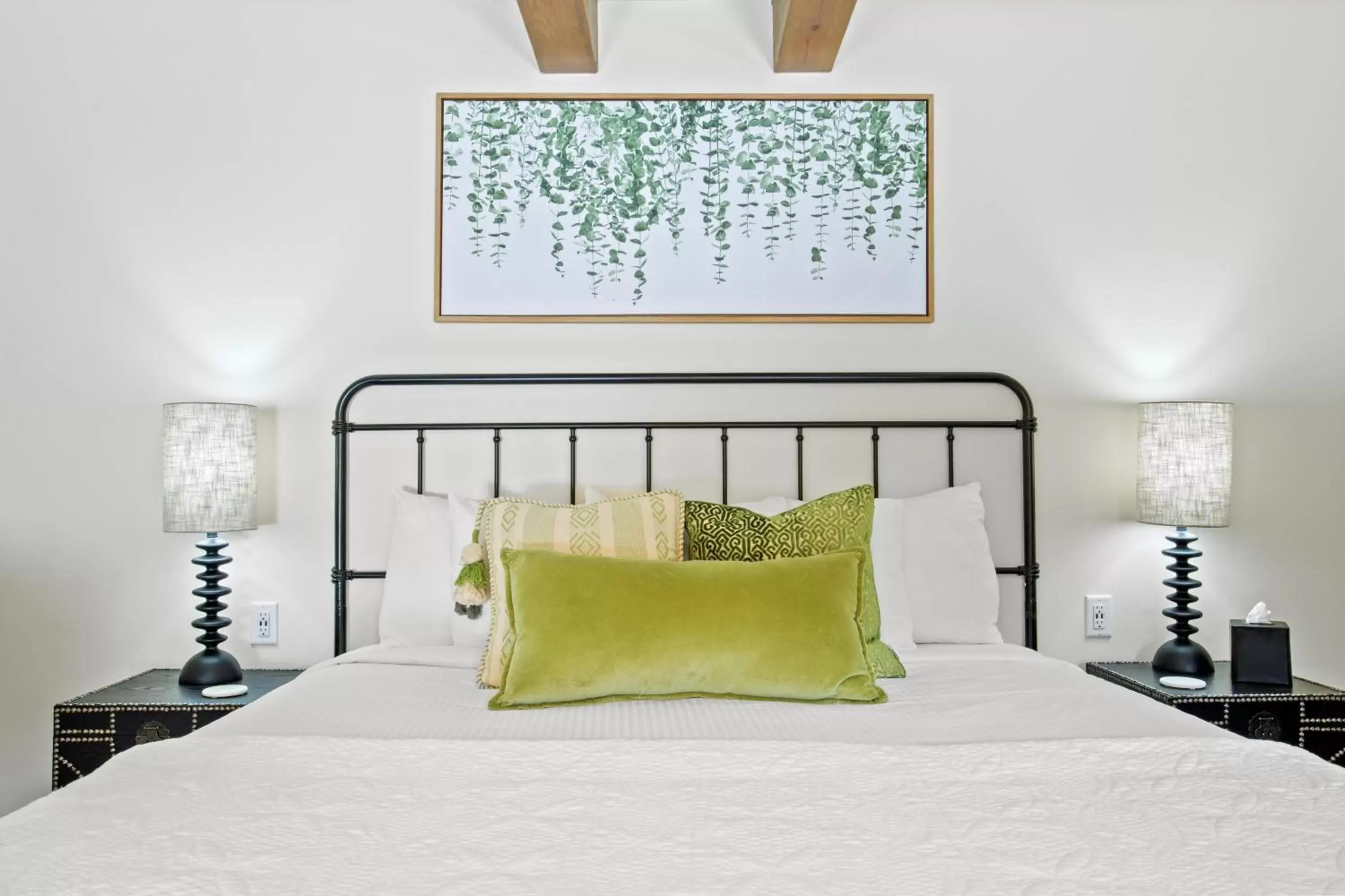 Bedroom, Bed in Bespoke Inn Flagstaff