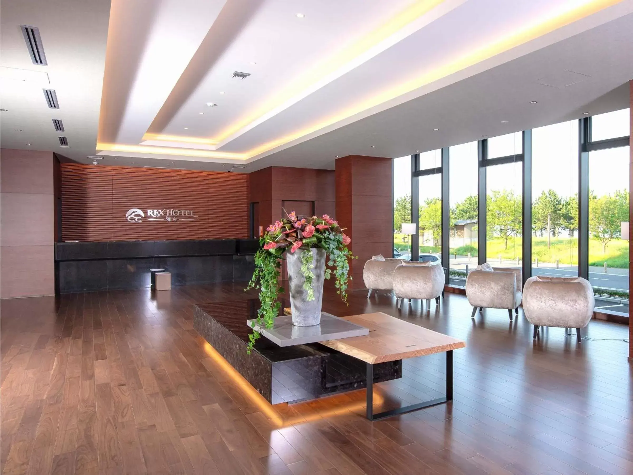 Lobby or reception in REX HOTEL Beppu