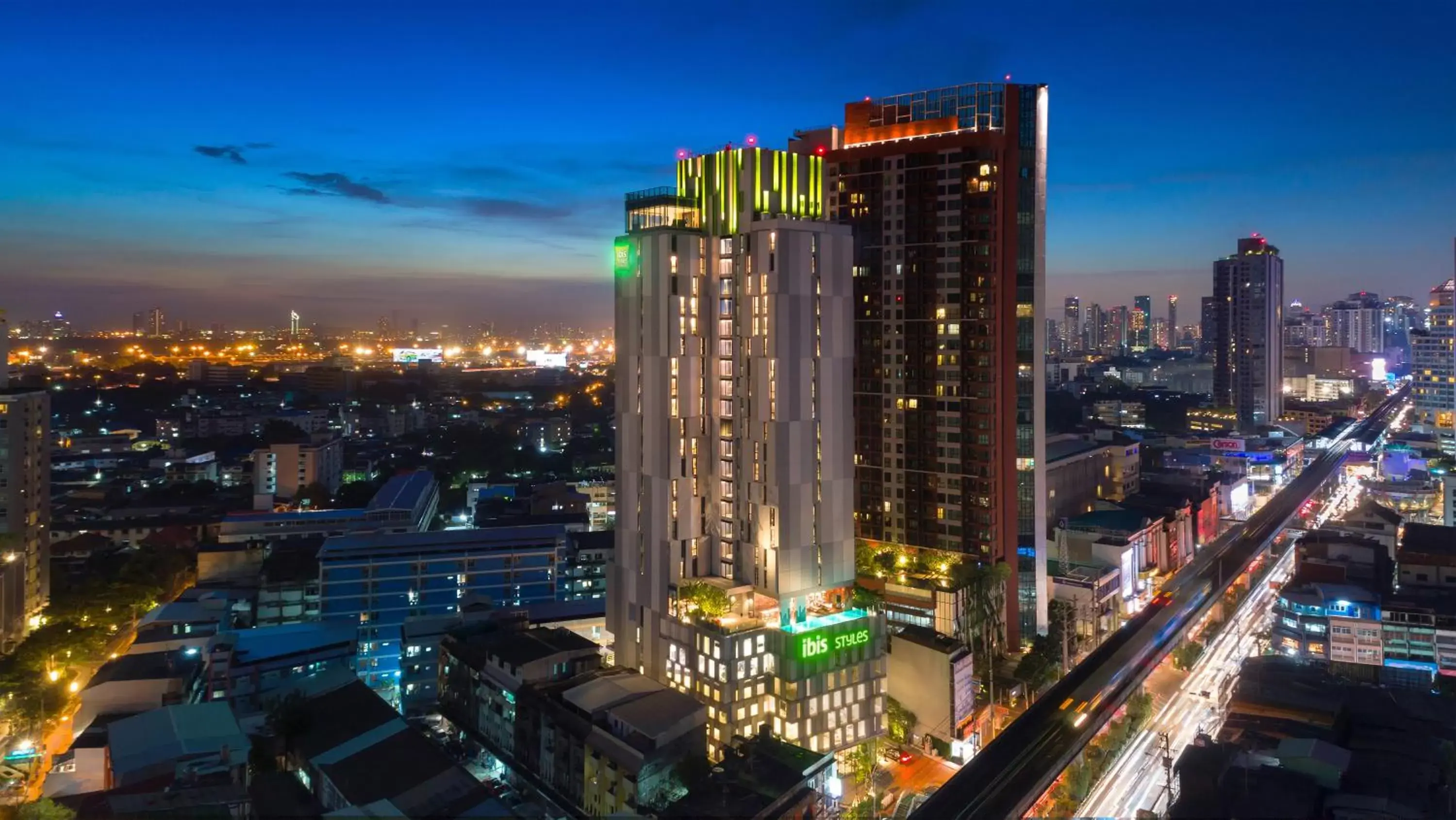 Bird's eye view, City View in ibis Styles Bangkok Sukhumvit Phra Khanong