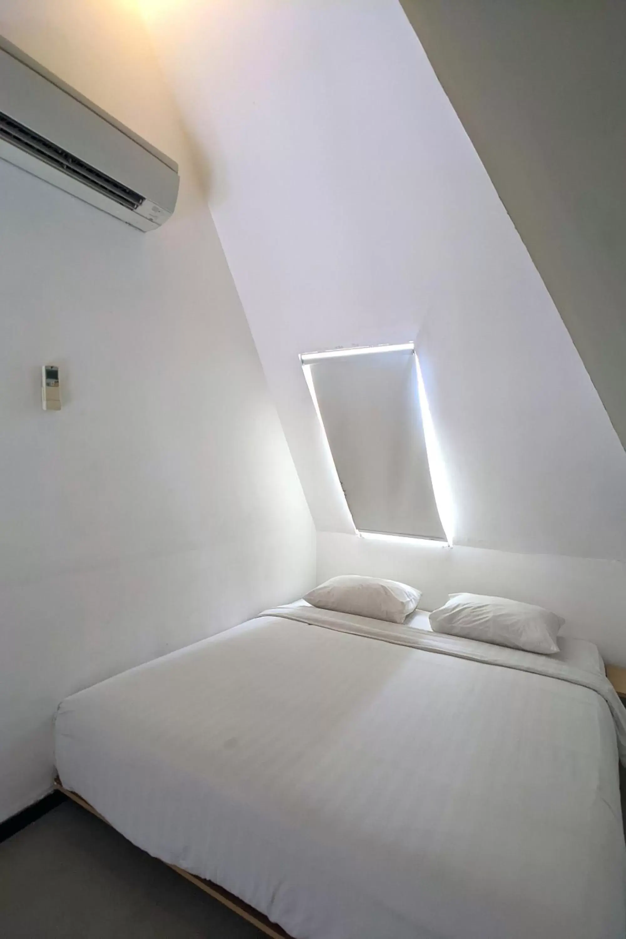 Bedroom, Bed in Episode Kuta Bali