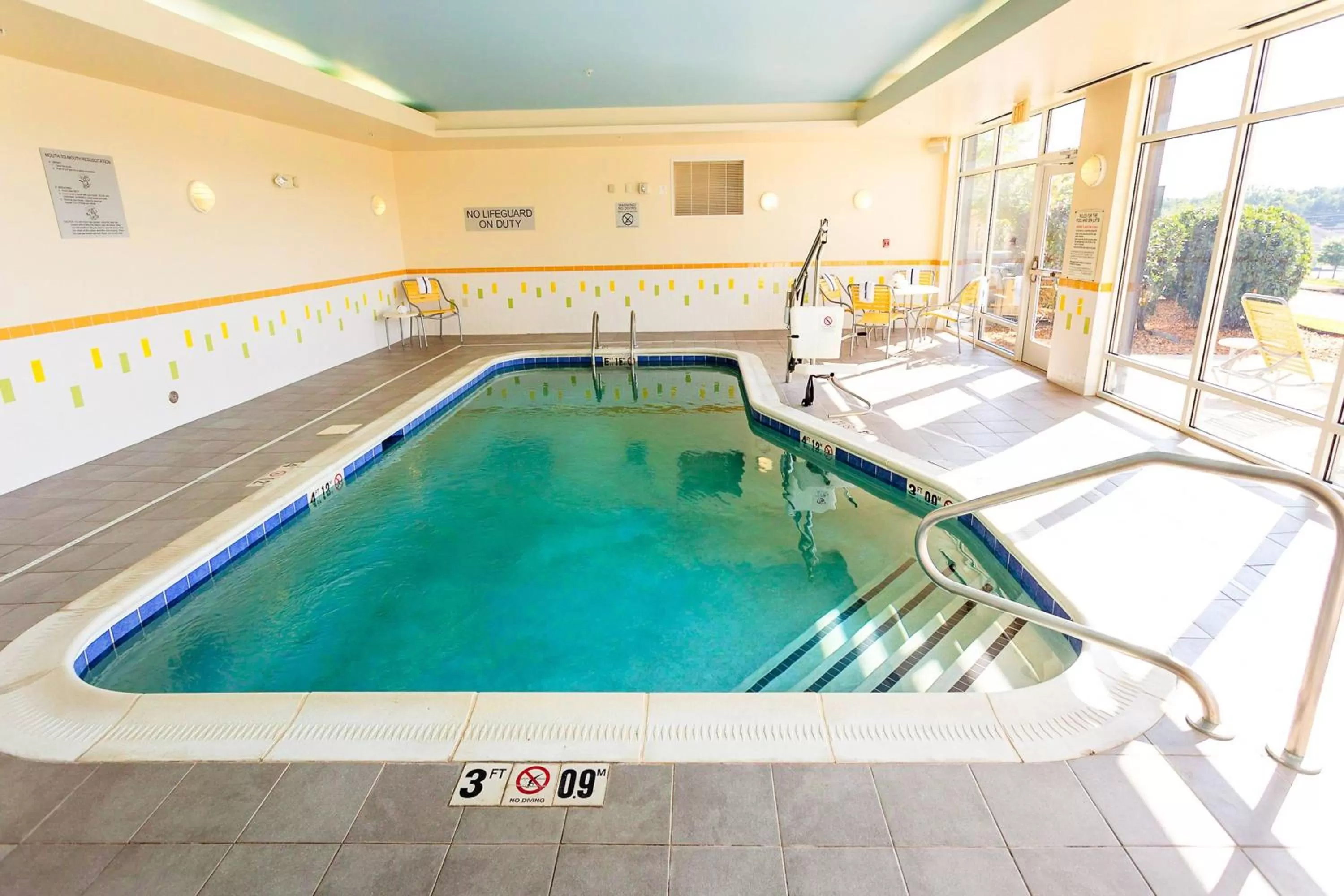 Swimming pool in Fairfield Inn & Suites by Marriott Athens I-65