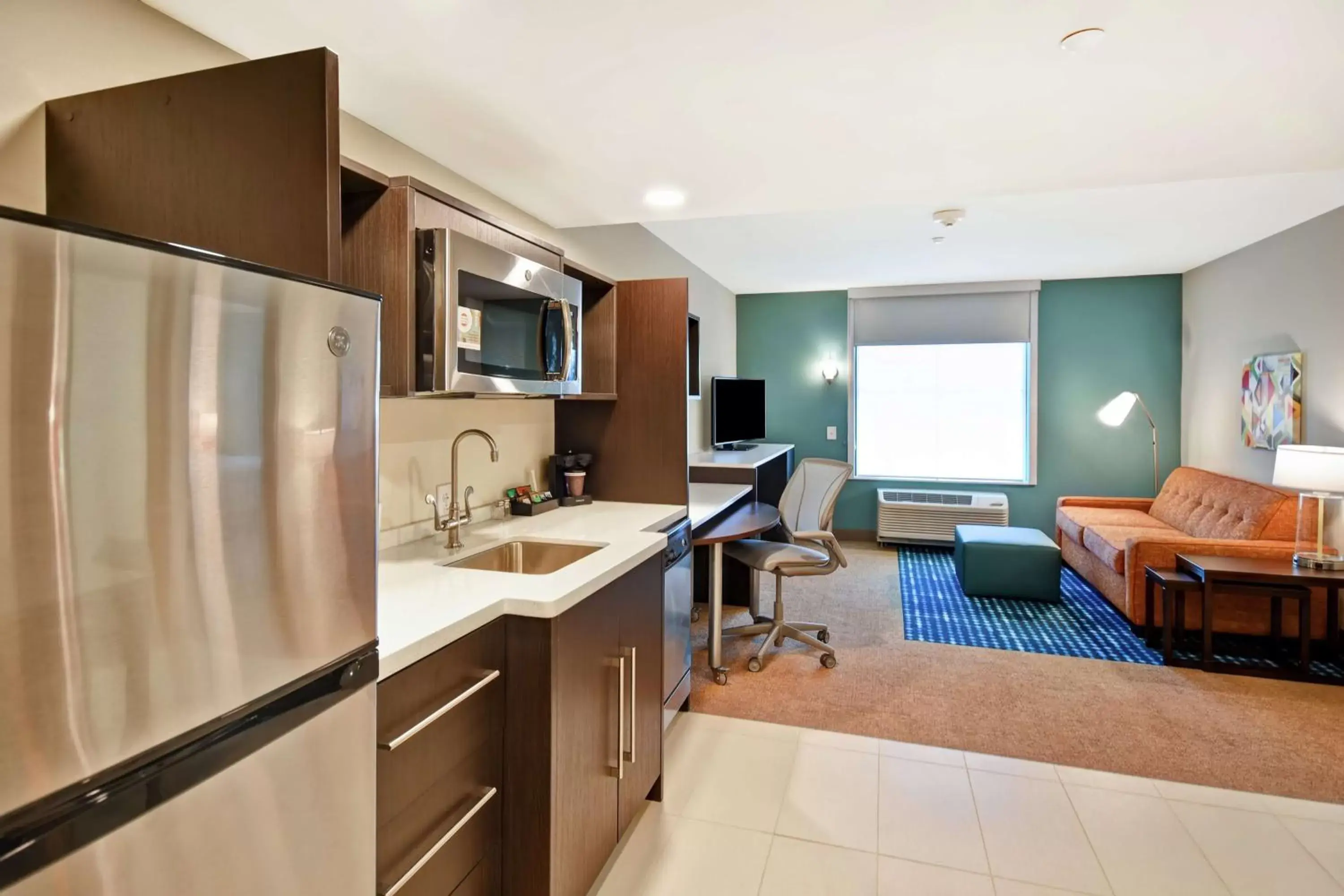 Bedroom, Kitchen/Kitchenette in Home2 Suites By Hilton Lagrange