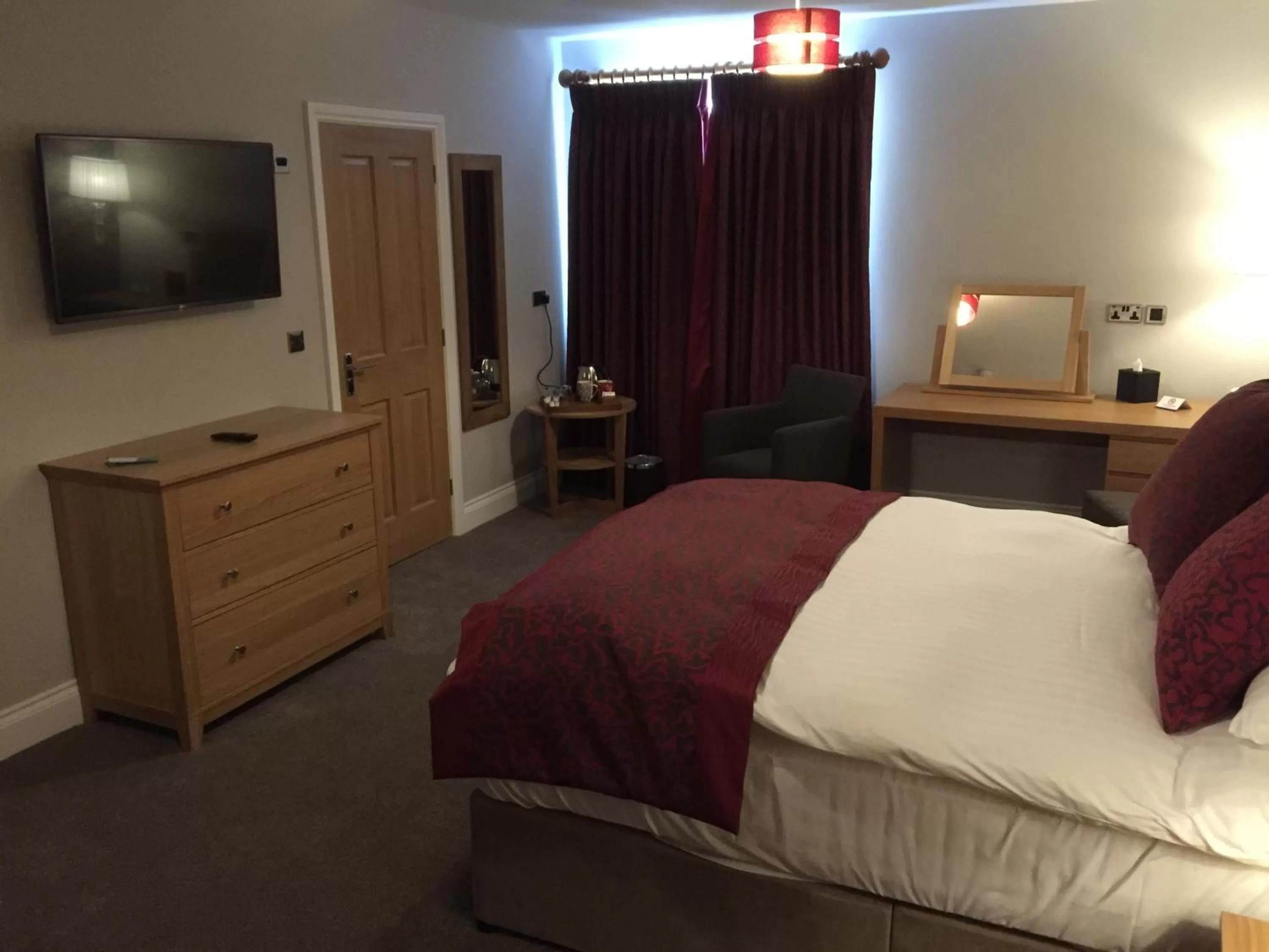 Family, Bed in The Villa Express