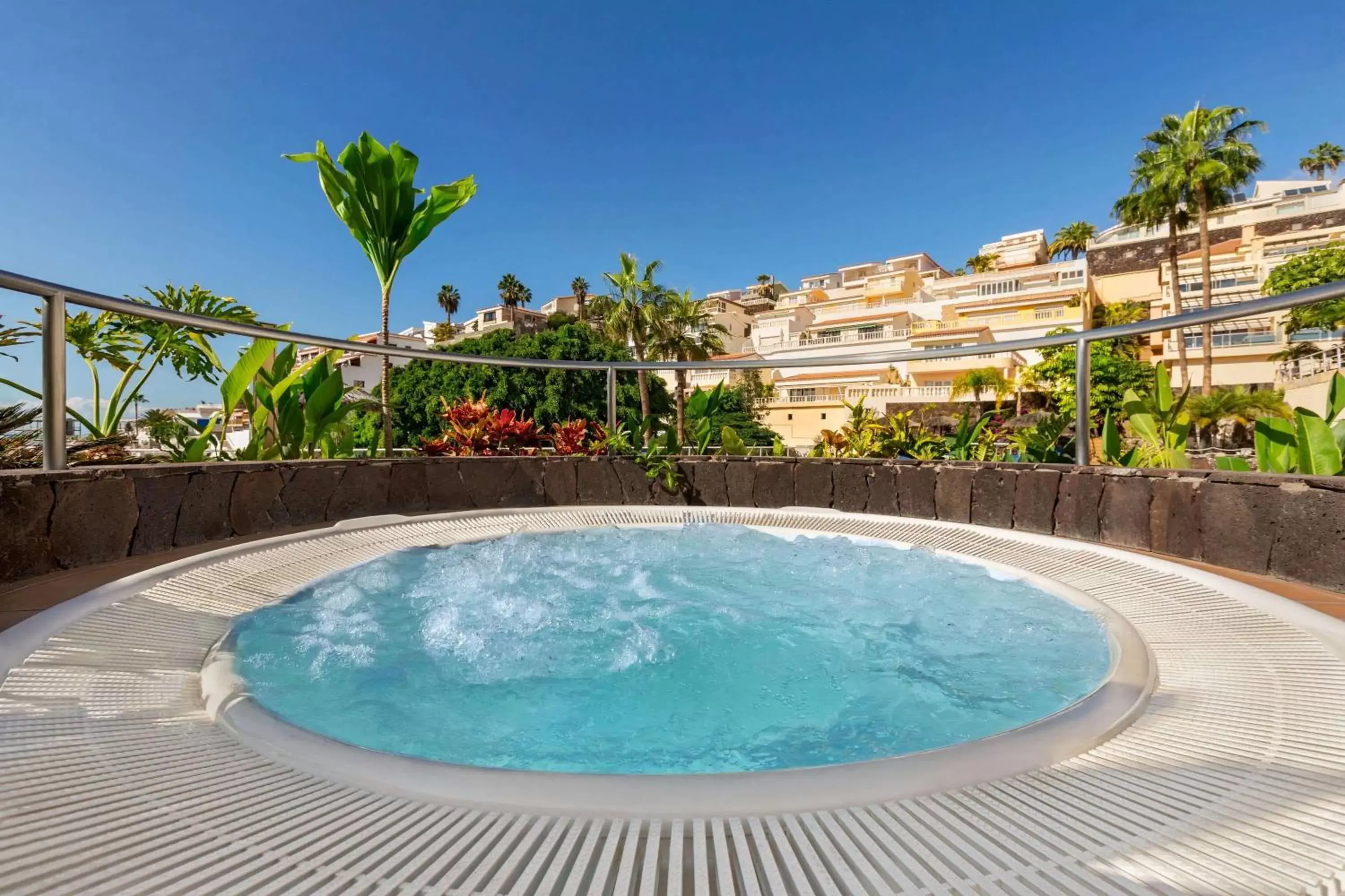 Hot Tub, Swimming Pool in Wyndham Residences Costa Adeje