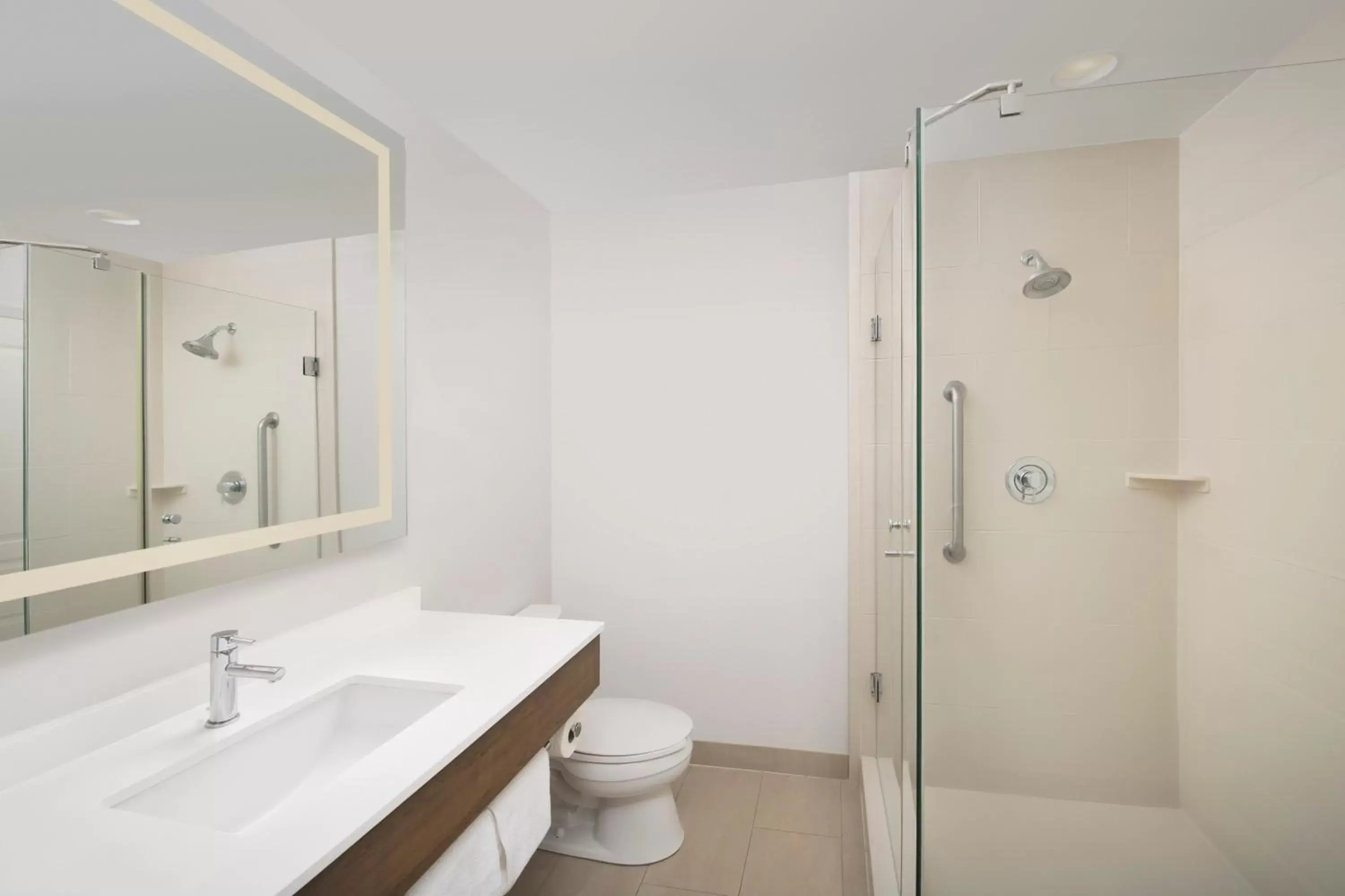 Shower, Bathroom in Holiday Inn Express Jacksonville Beach, an IHG Hotel