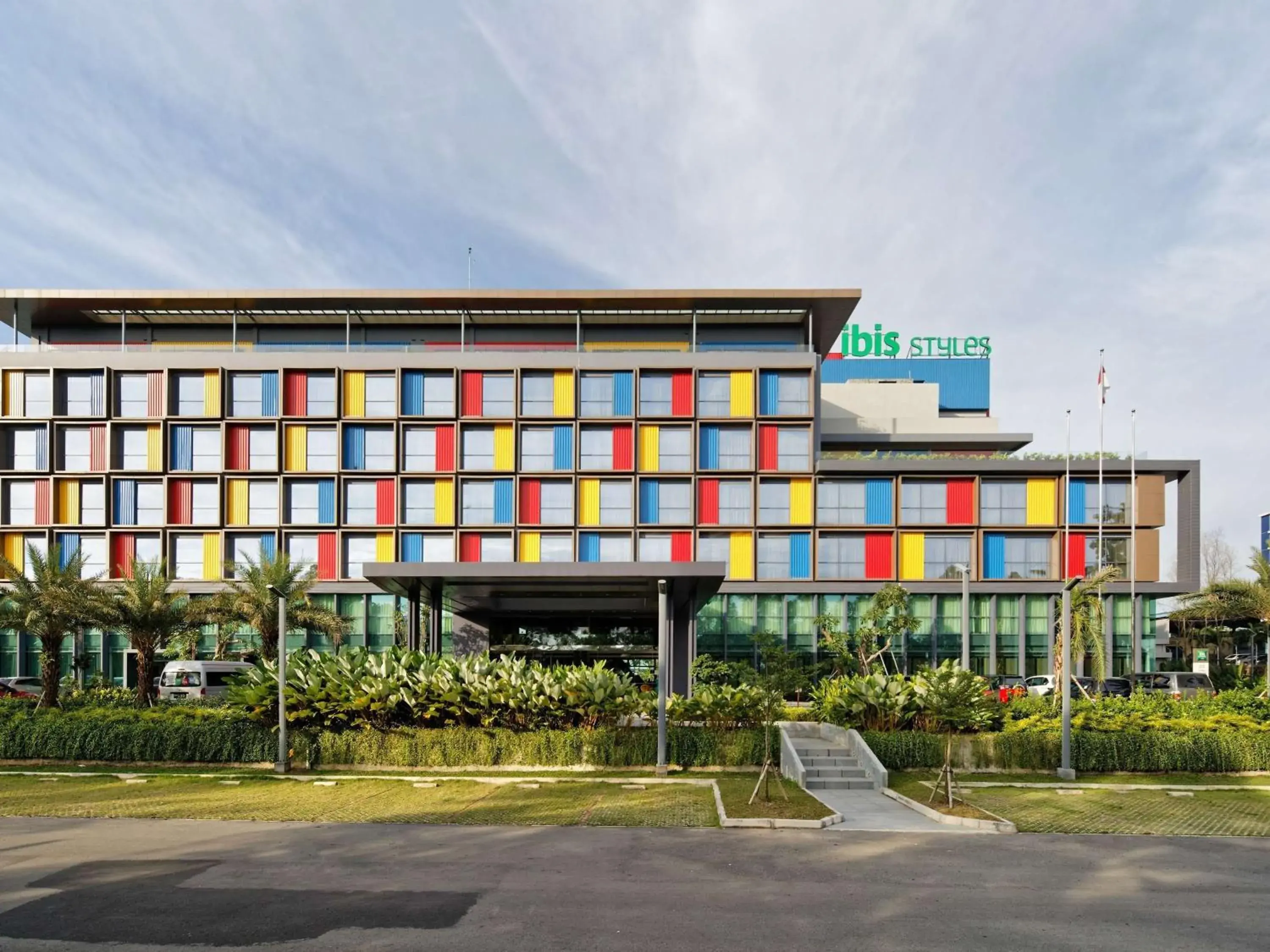 Property Building in ibis Styles Batam Nagoya