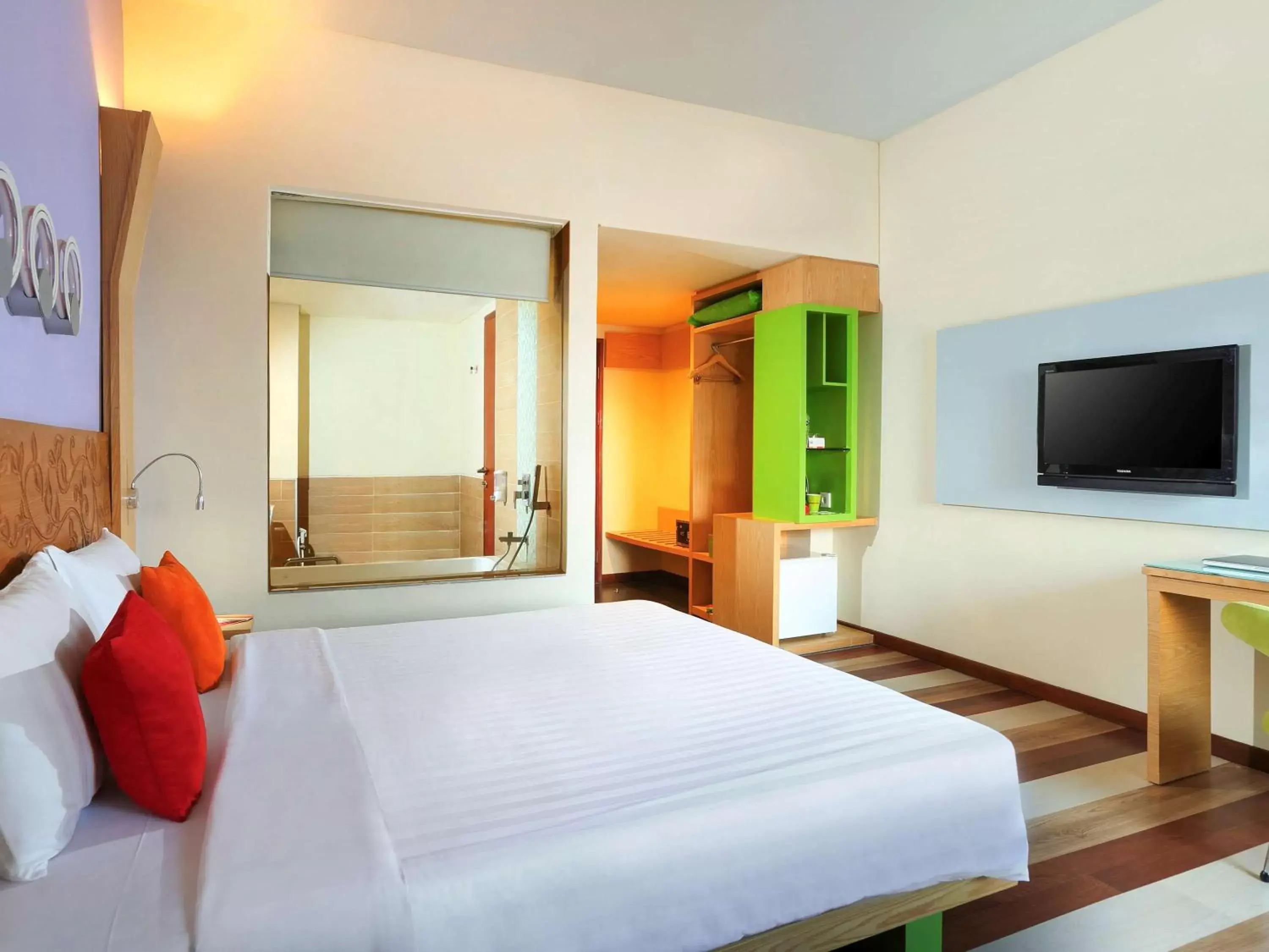 Photo of the whole room, Bed in ibis Styles Yogyakarta