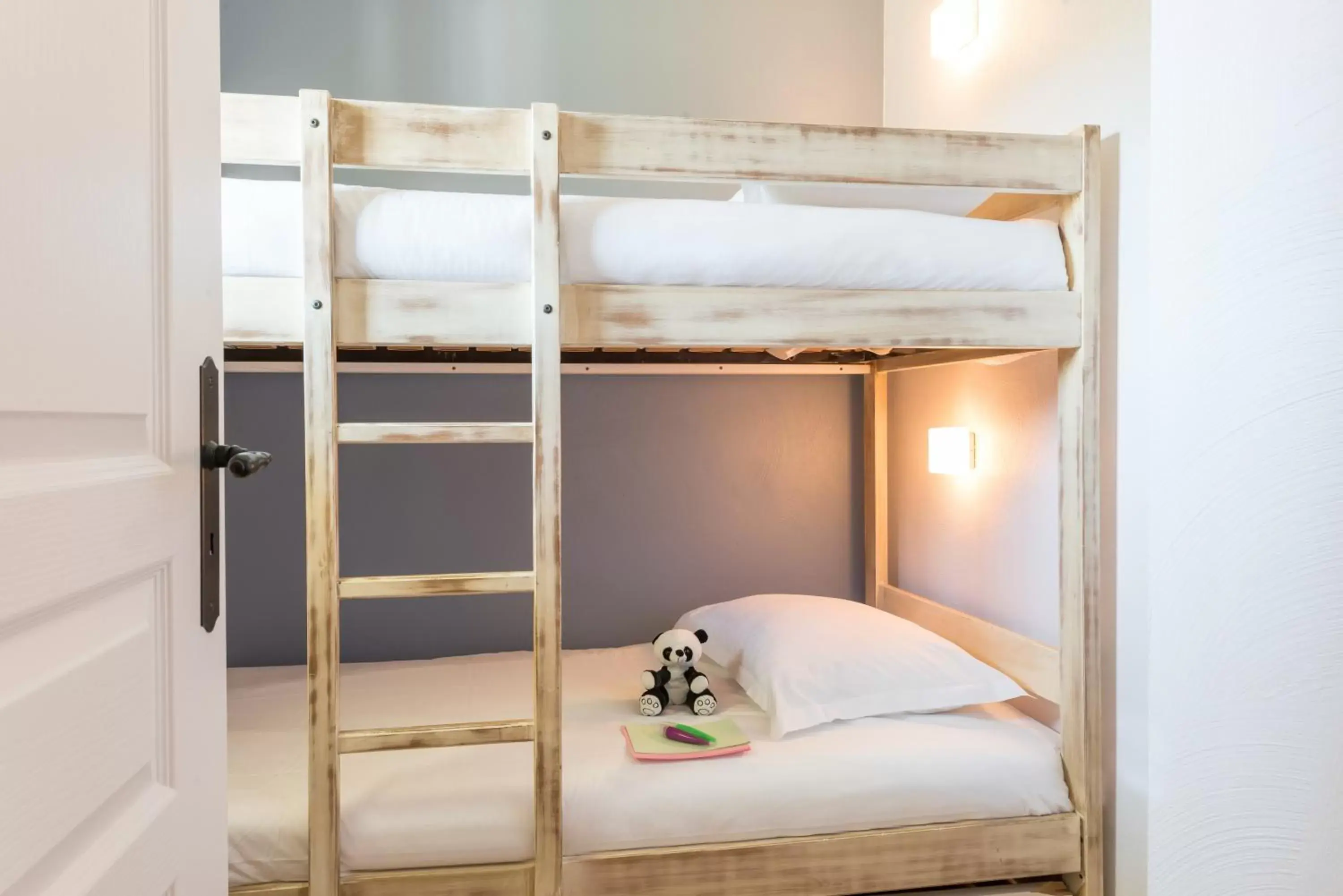 Bed, Bunk Bed in Pierre & Vacances Residence Les Rivages des Issambres