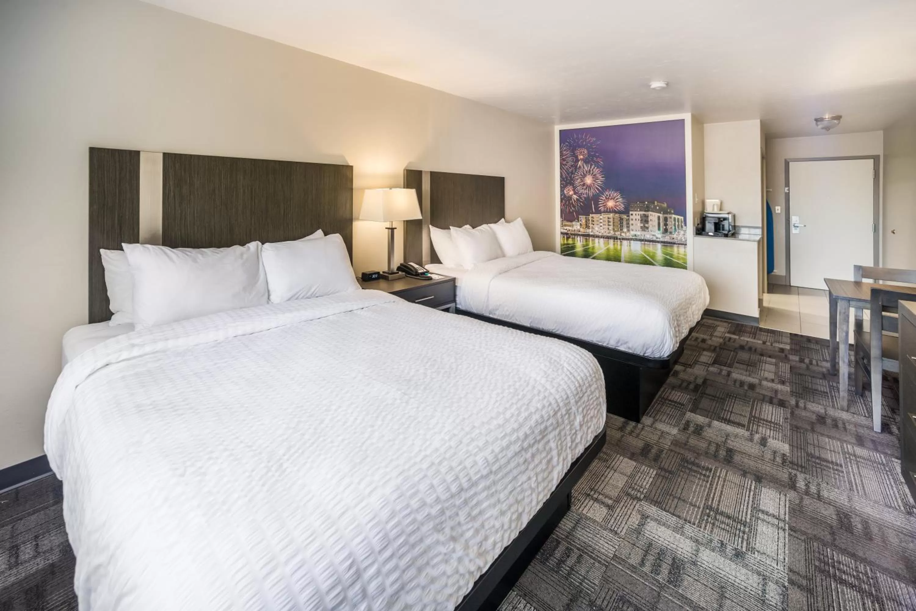 Queen Room with Two Queen Beds - Non-Smoking in AmericInn by Wyndham Green Bay Near Stadium