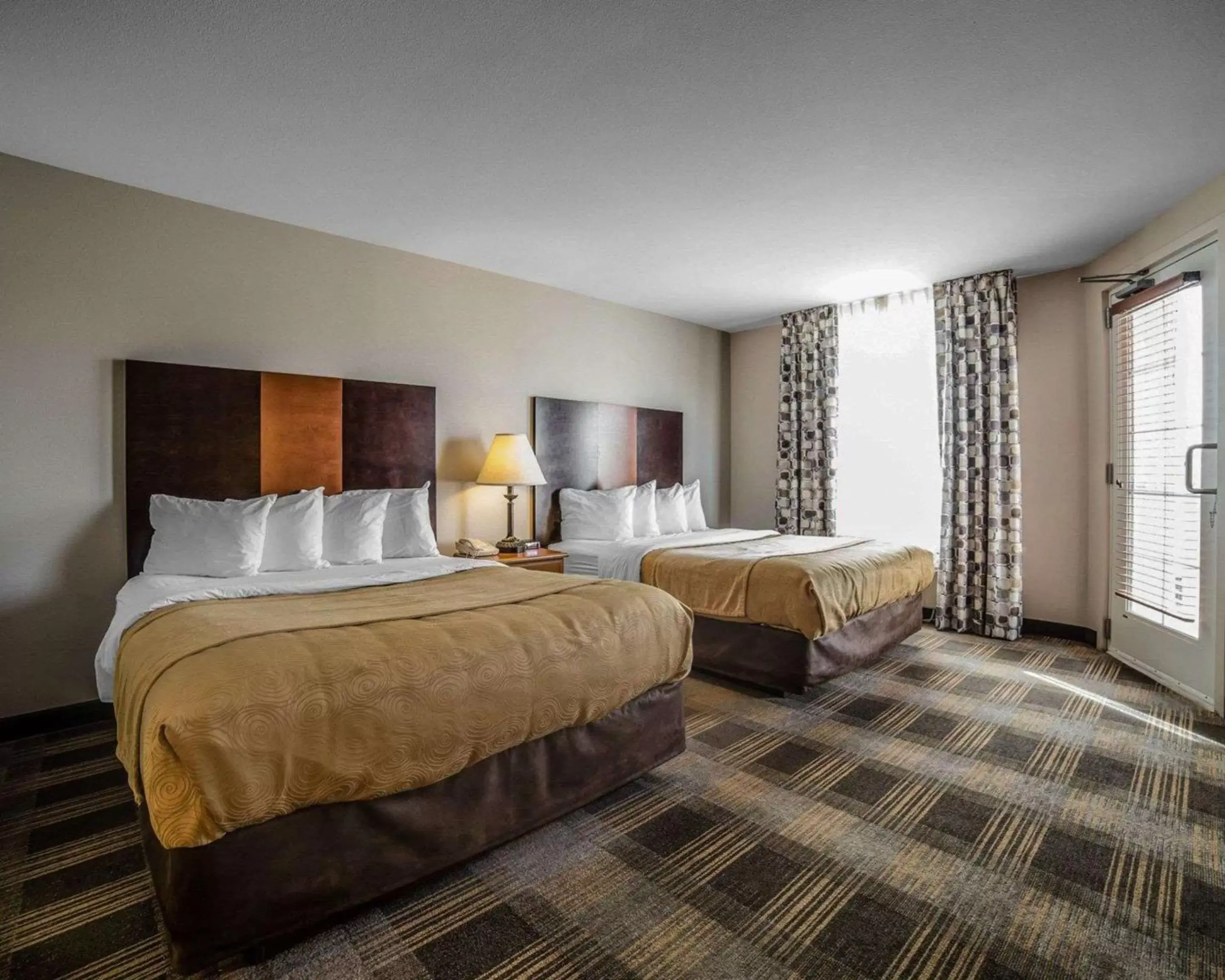 Photo of the whole room, Bed in MainStay Suites Casper Photo of the whole room, Bed in MainStay Suites Casper