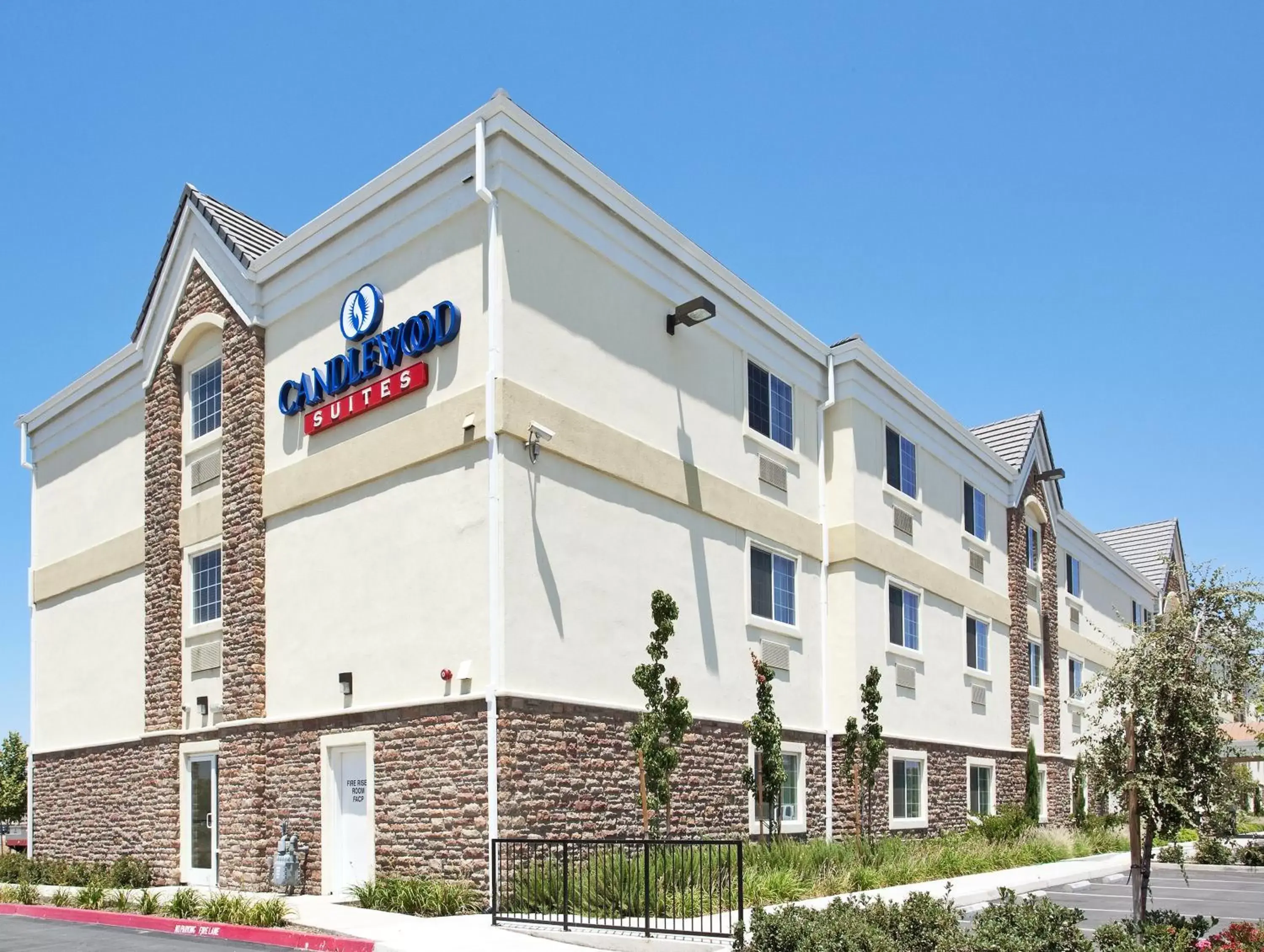 Property Building in Candlewood Suites Turlock, an IHG Hotel