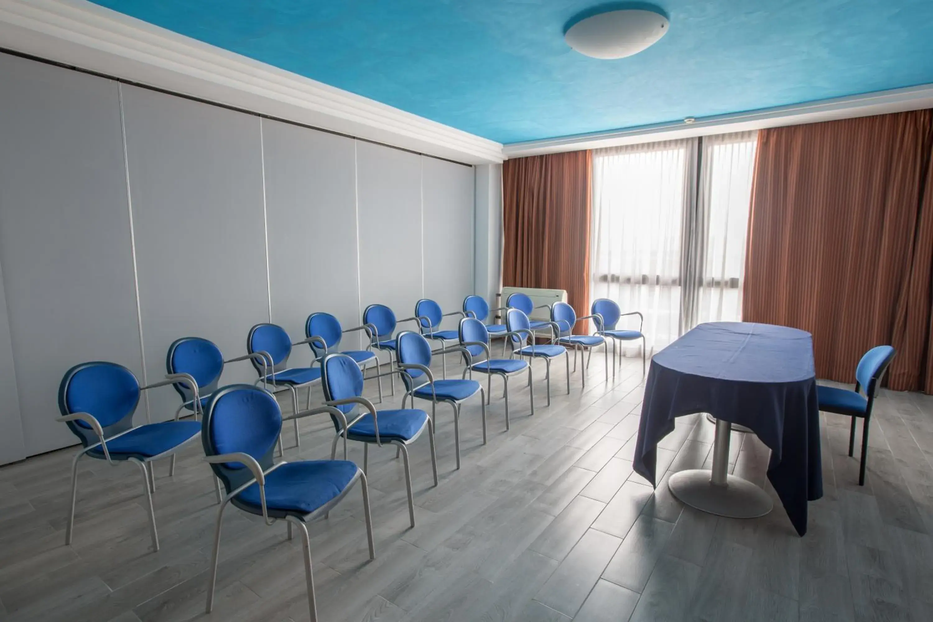Business facilities, Business Area/Conference Room in Hotel Garda