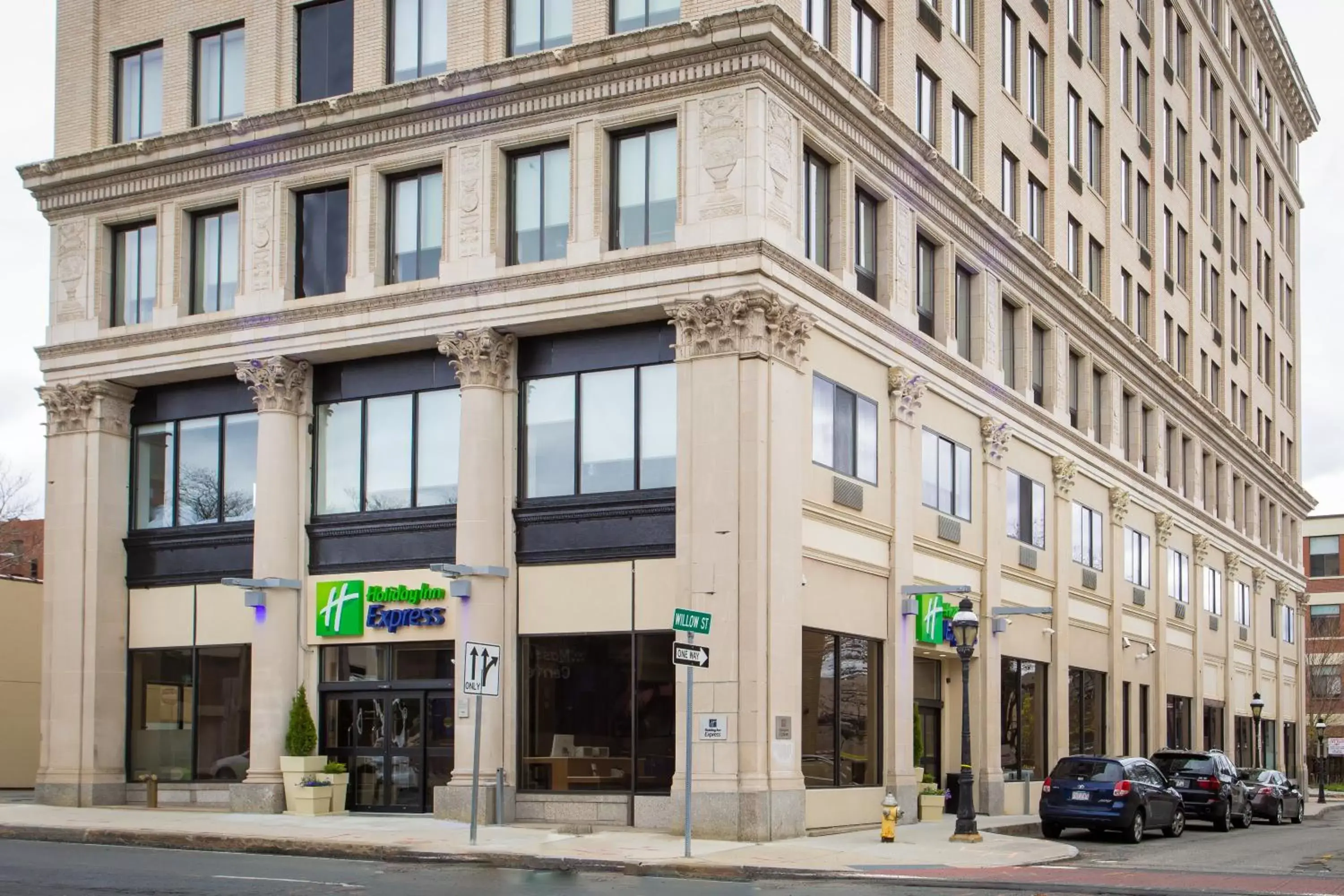 Property building in Holiday Inn Express - Springfield Downtown, an IHG Hotel