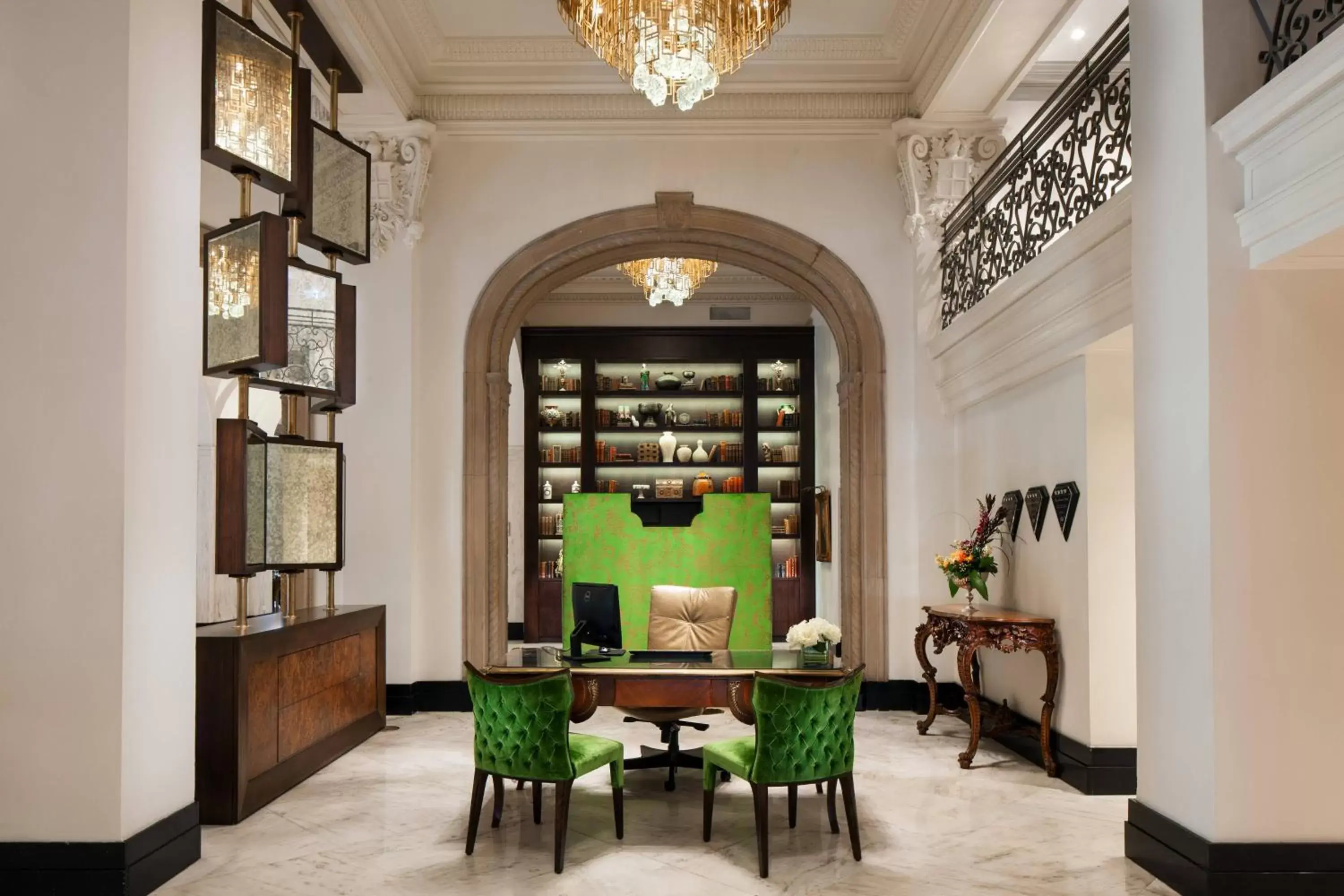 Lobby or reception, Dining Area in The St. Anthony, a Luxury Collection Hotel, San Antonio