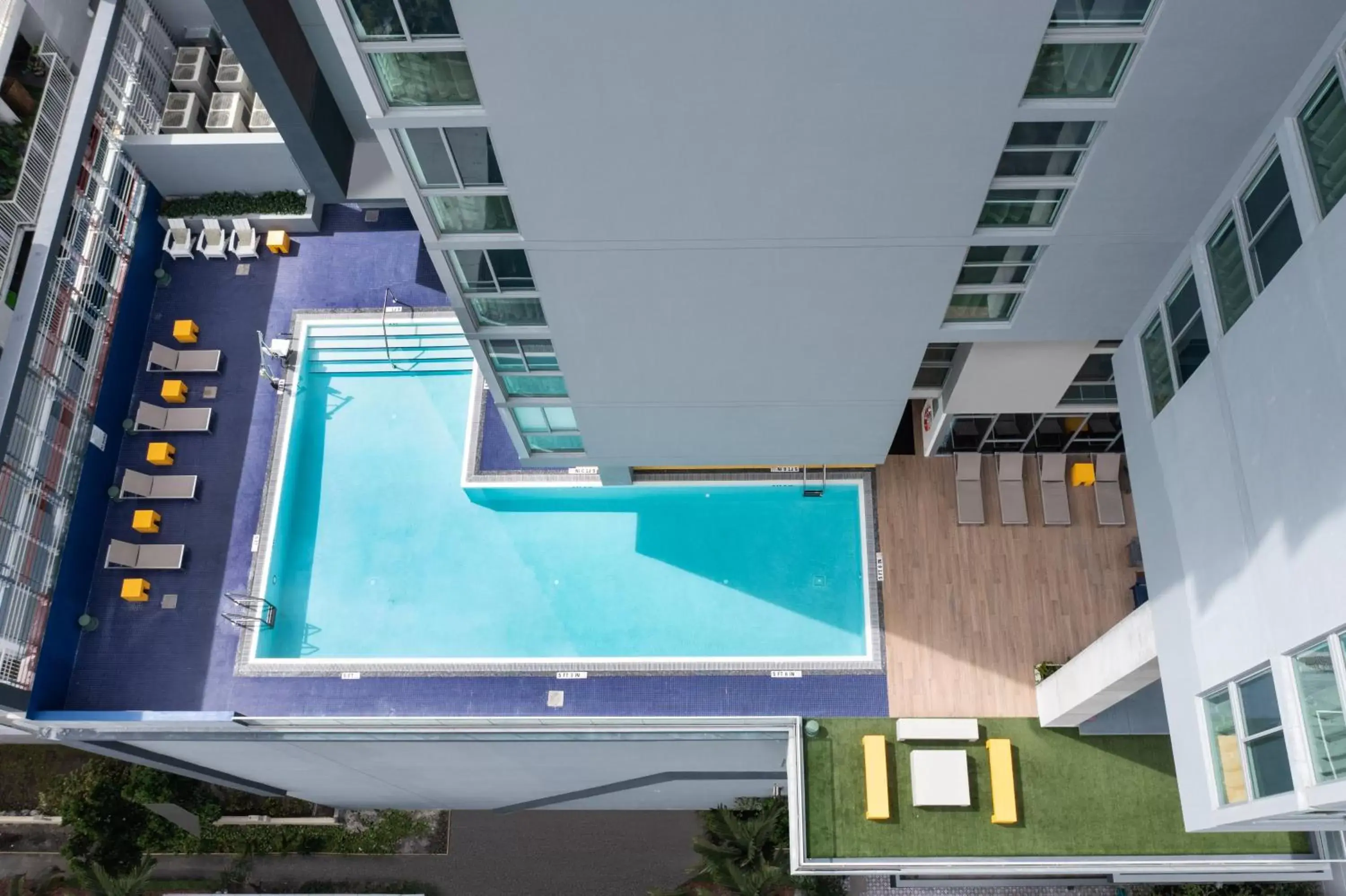 Swimming pool, Pool View in Atwell Suites - Miami Brickell, an IHG Hotel
