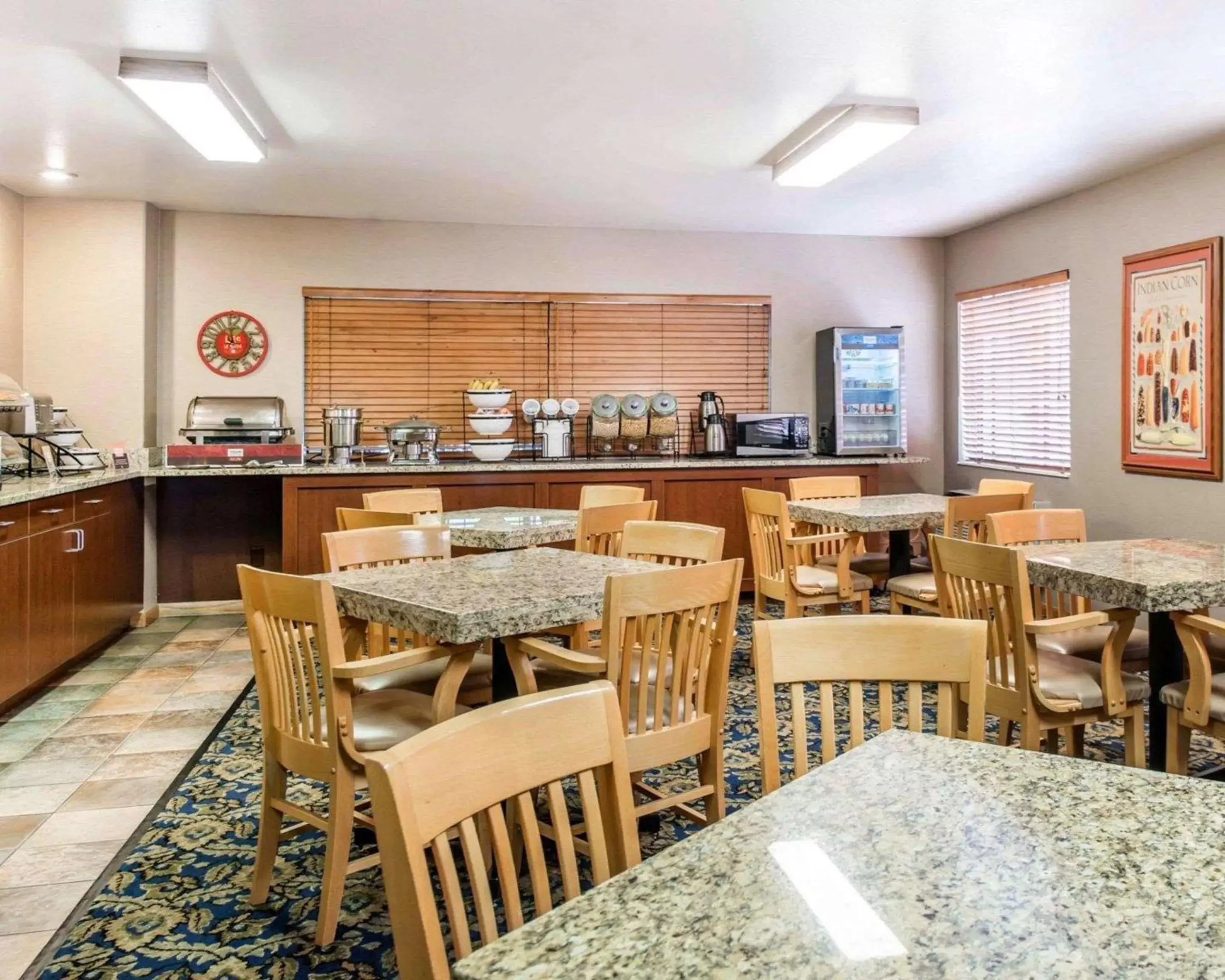 Restaurant/Places to Eat in Comfort Inn Salida