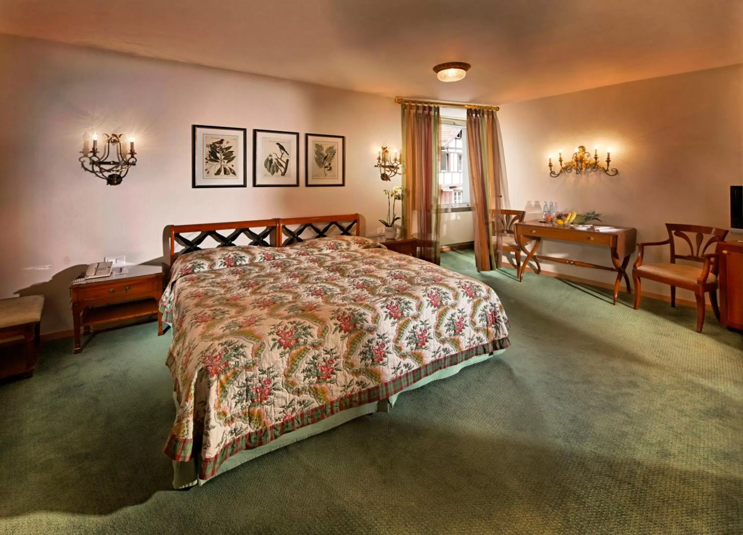Classic Twin Room in Romantik Hotel Wilden Mann Luzern