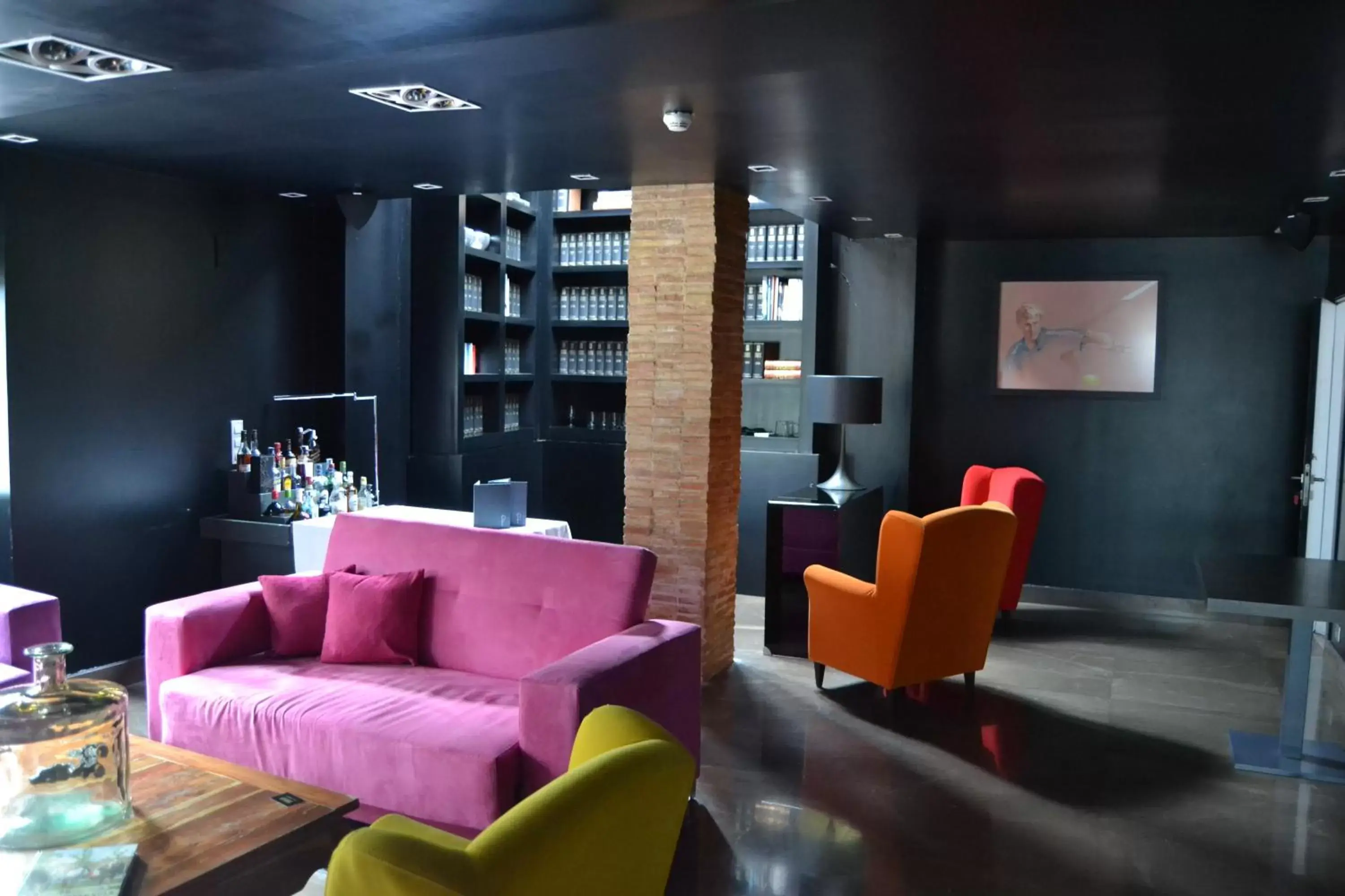 Library, Seating Area in Hotel Ferrero - Singular's Hotels