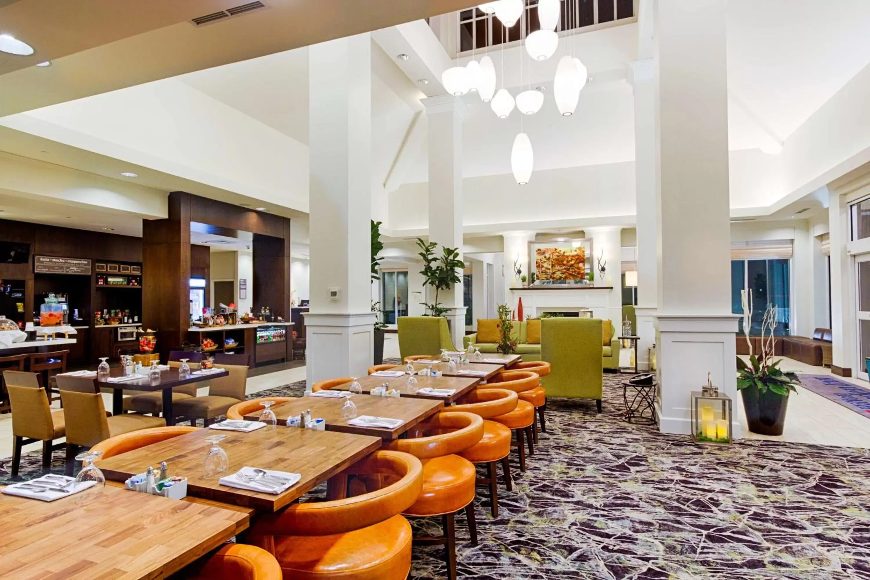 Dining area, Restaurant/Places to Eat in Hilton Garden Inn Salina