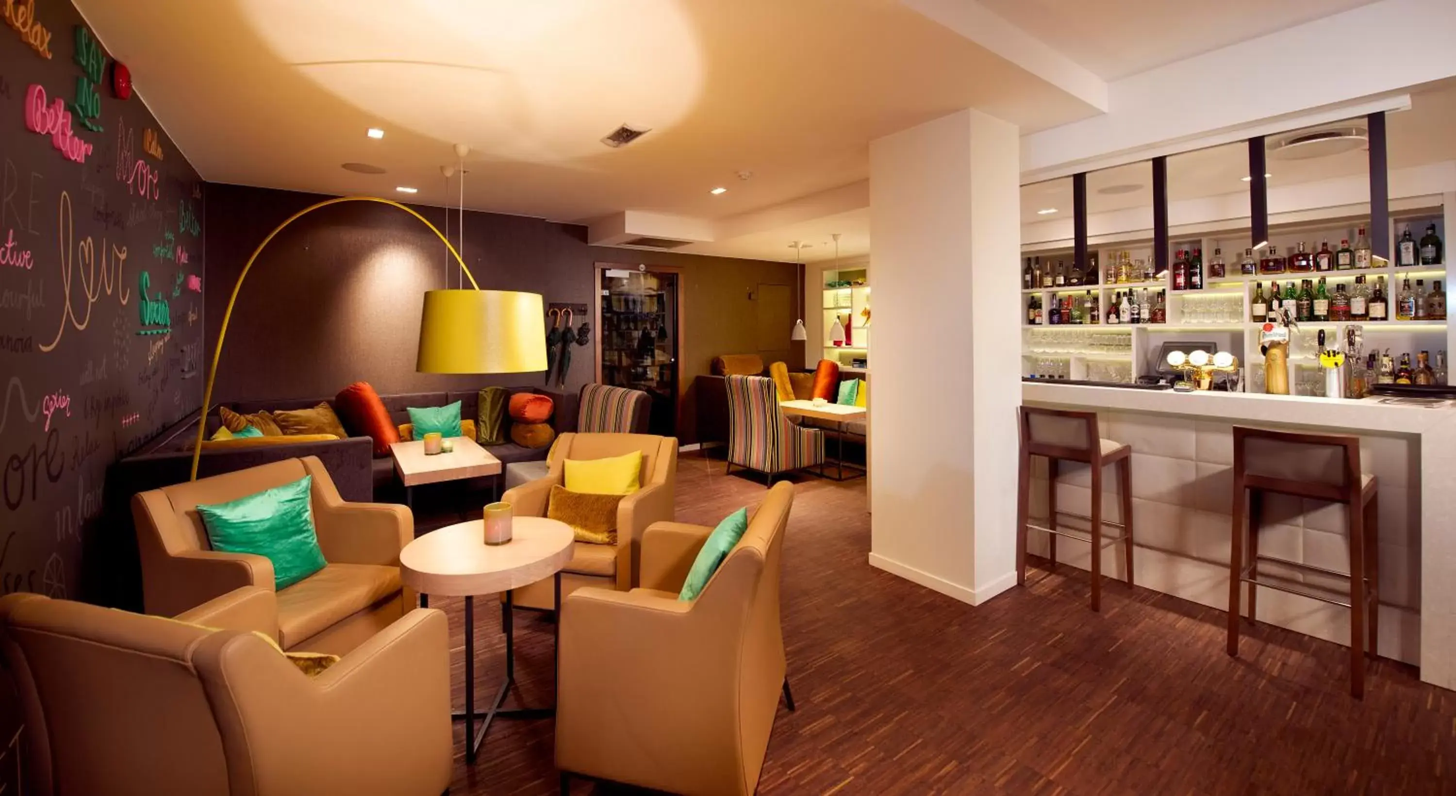 Restaurant/places to eat in Home Hotel Savoy Restaurant/places to eat in Home Hotel Savoy