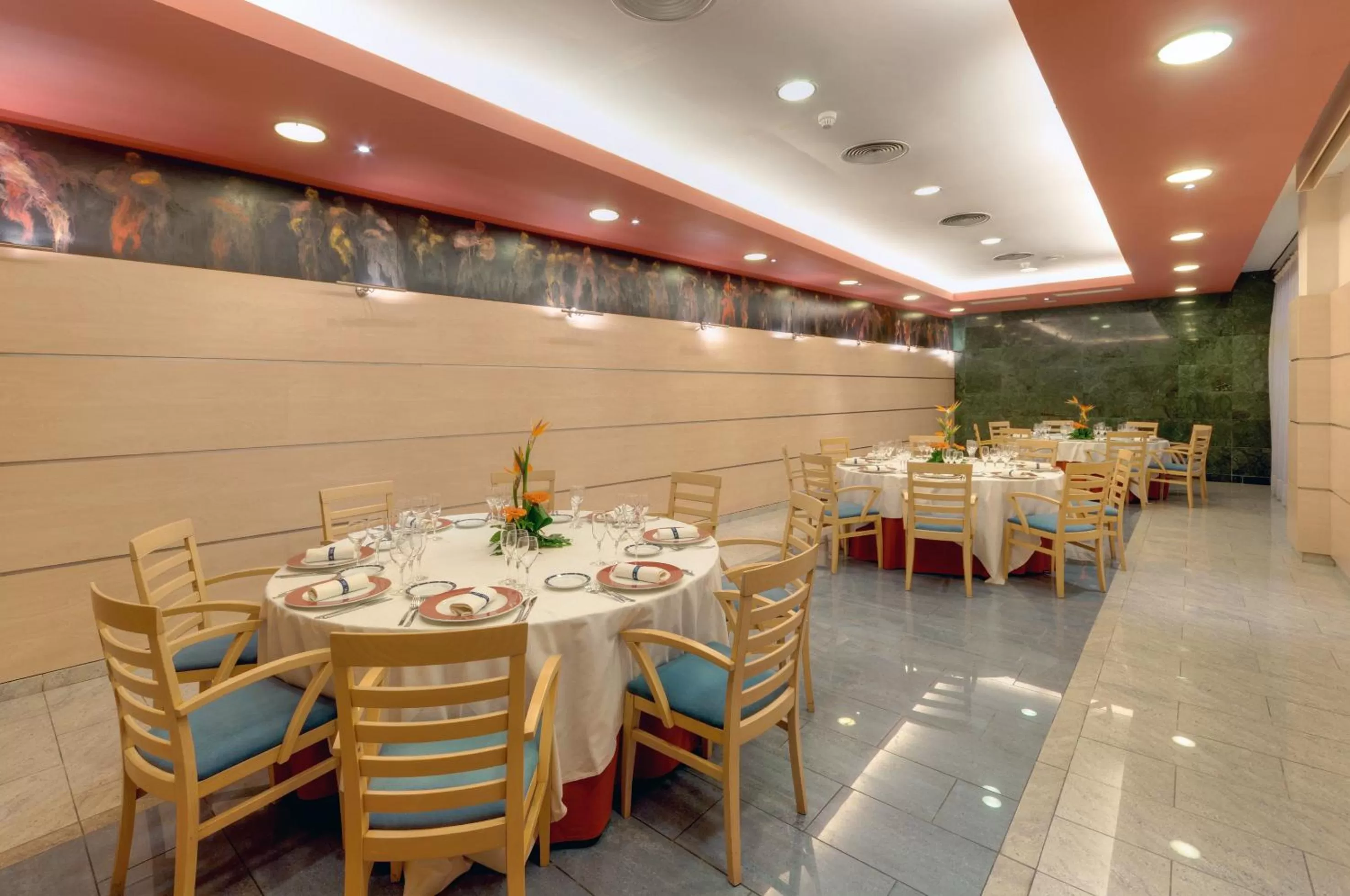 Restaurant/places to eat in Sol Port Cambrils Hotel