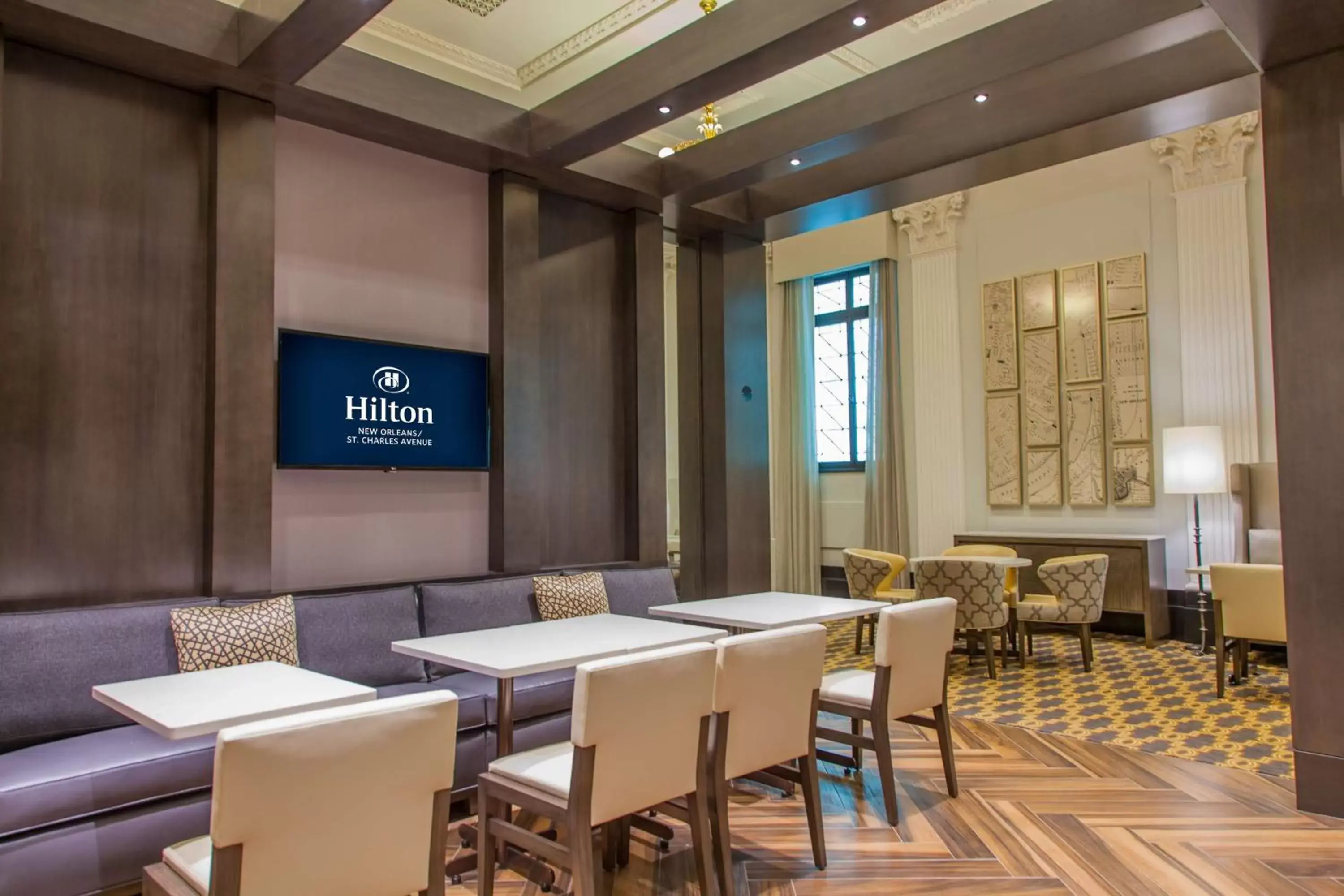 Lounge or bar, Restaurant/Places to Eat in Hilton New Orleans / St. Charles Avenue