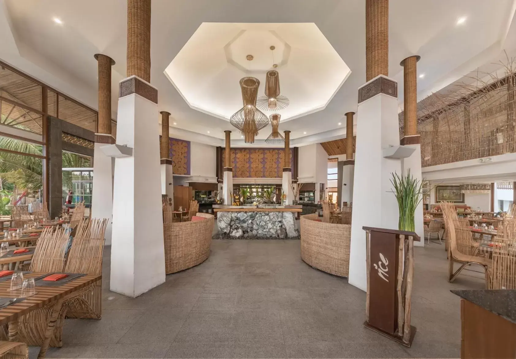 Restaurant/places to eat, Lobby/Reception in Princesa Garden Island Resort and Spa