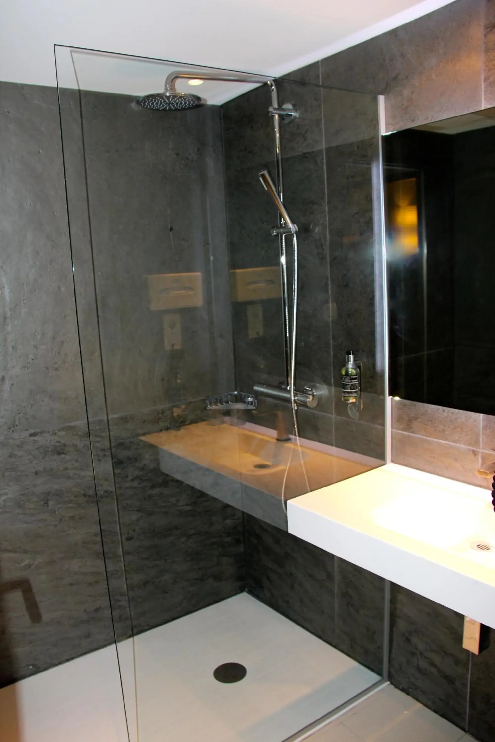 Bathroom in Hotel de la Jamagne & Spa