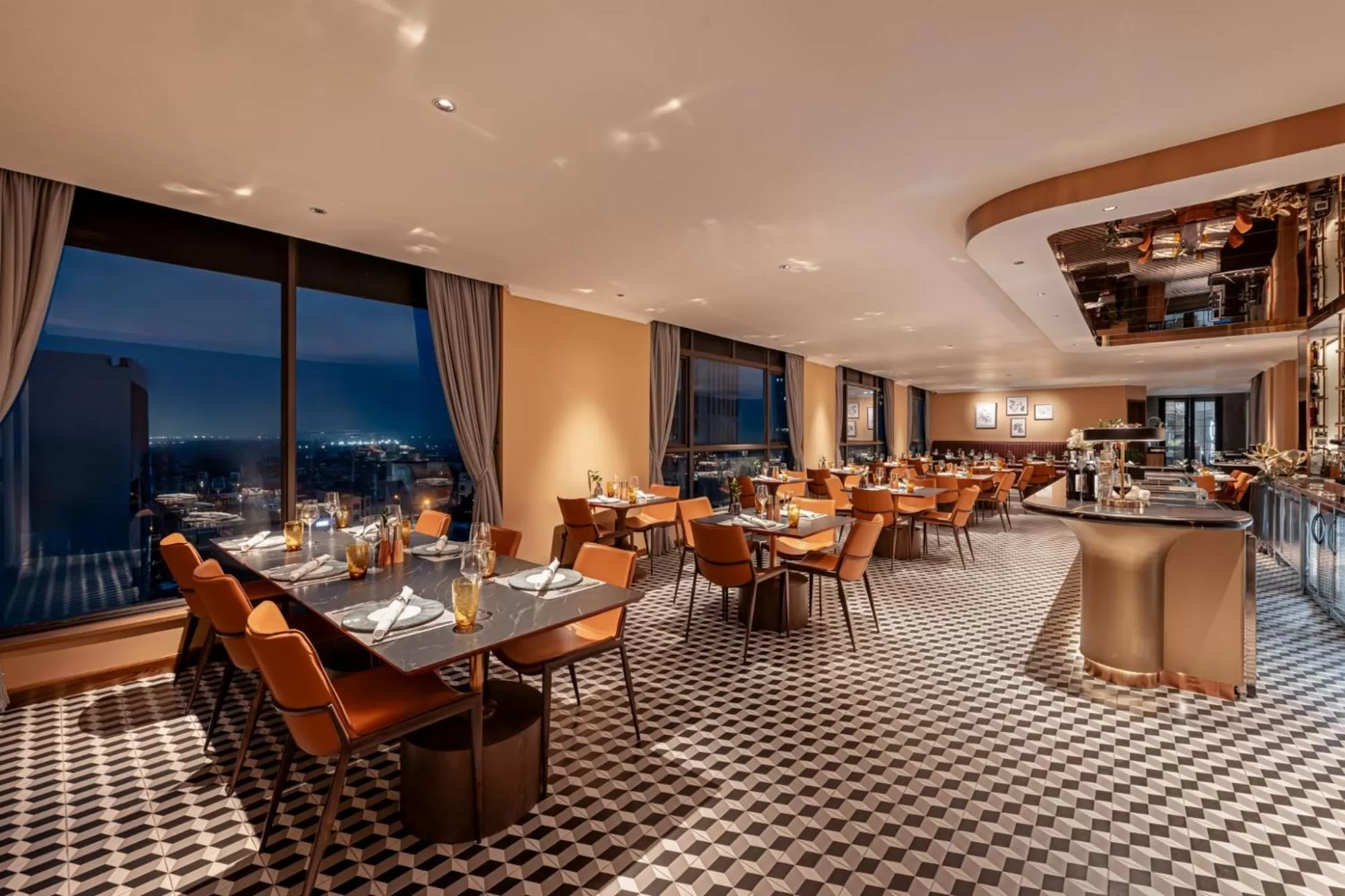 Restaurant/places to eat in La Siesta Classic Hang Thung