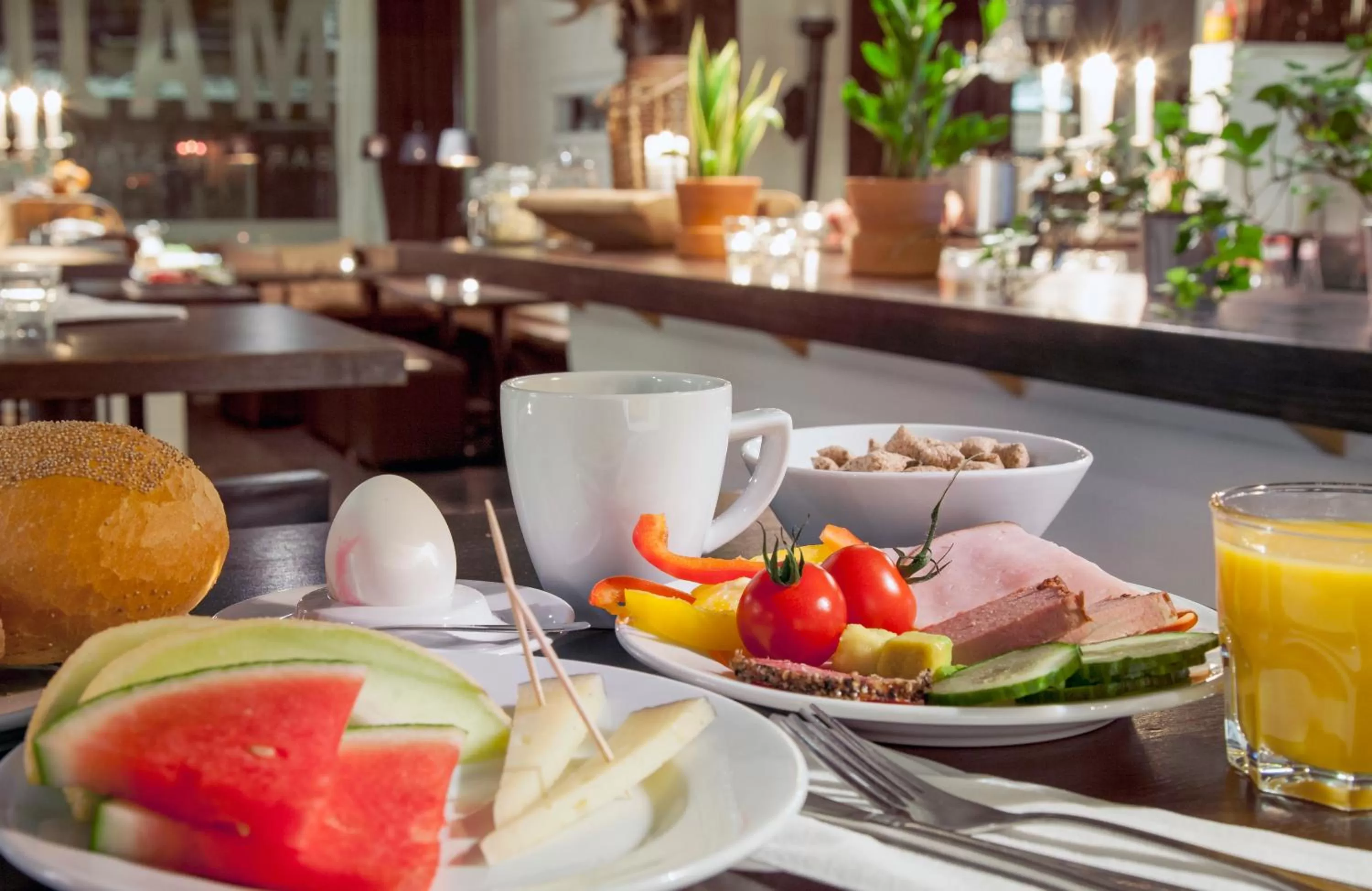 Buffet breakfast in Best Western Hotel Trollhattan