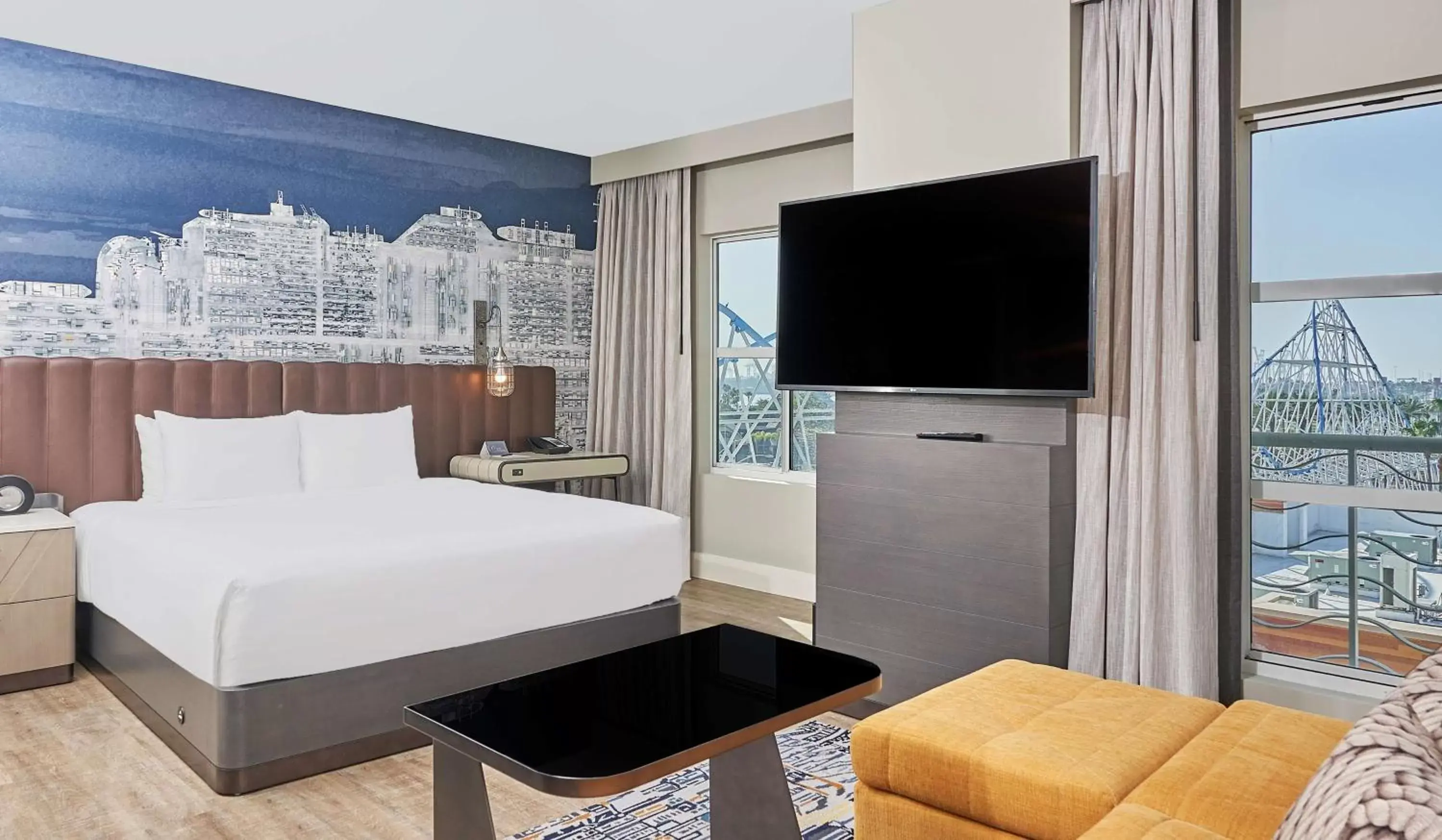 Bedroom, Bed in Hyatt Centric the Pike Long Beach Bedroom, Bed in Hyatt Centric the Pike Long Beach