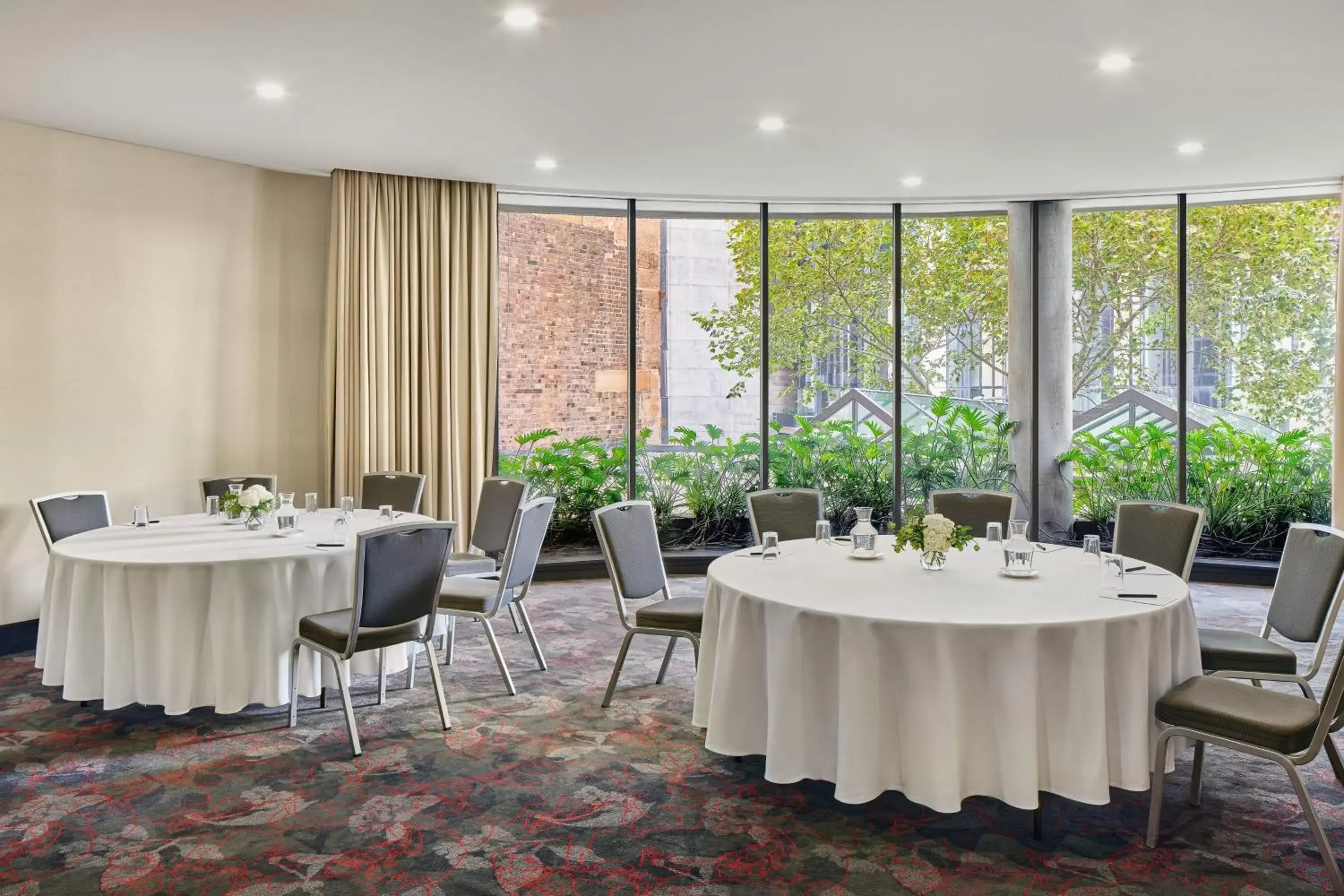 Meeting/conference room in Sydney Harbour Marriott Hotel at Circular Quay