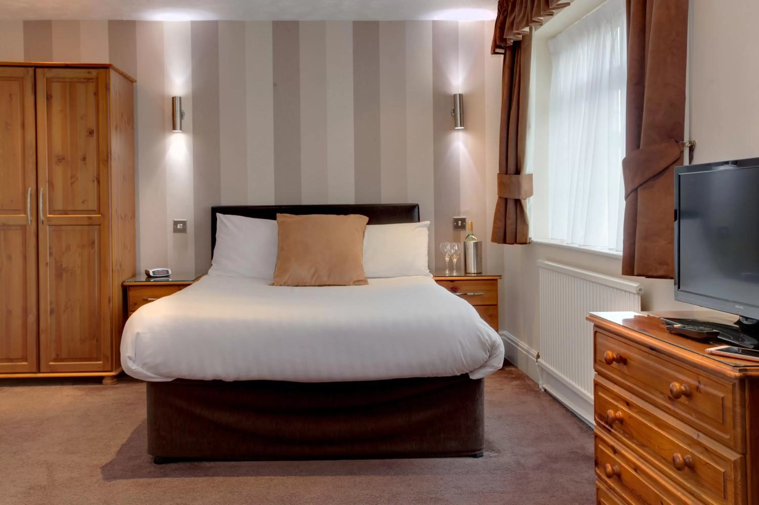 Bed in Best Western Bolholt Country Park Hotel