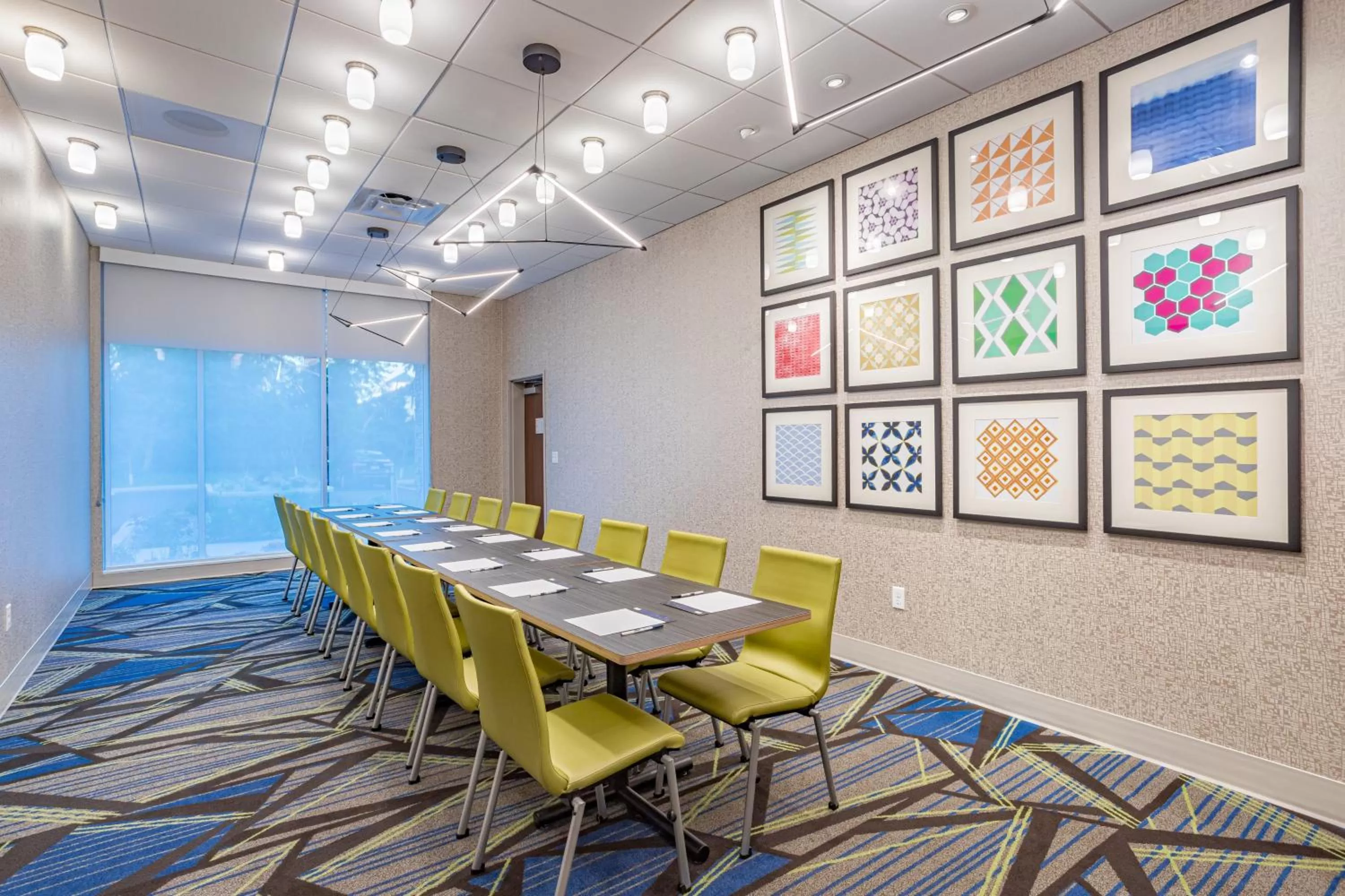 Meeting/conference room in Holiday Inn Express & Suites - Elkhart North by IHG