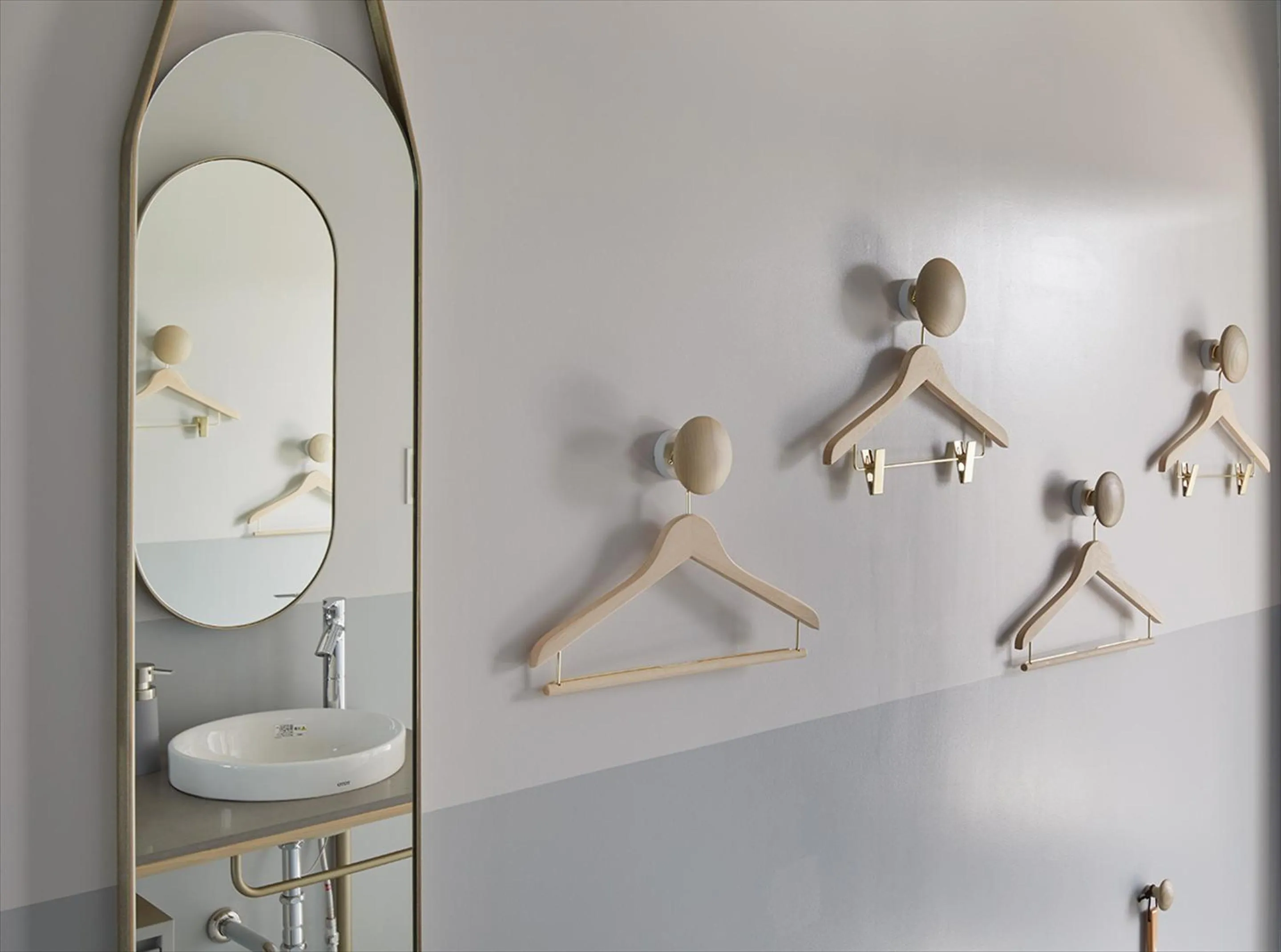 Decorative detail in HOTEL ANTEROOM NAHA